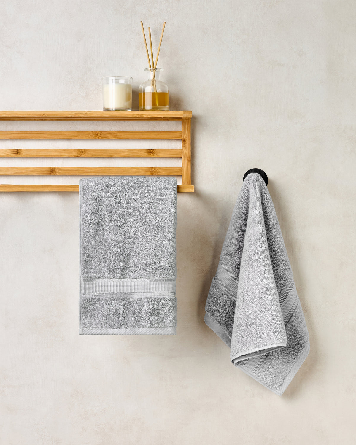 The Gold Collection | Hand Towel | 700 GSM | Oyster Mushroom