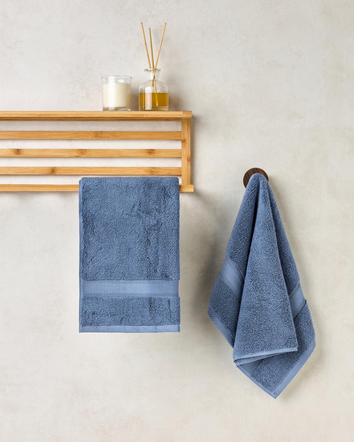 The Gold Collection | Hand Towel | 700 GSM | Captain'S Blue