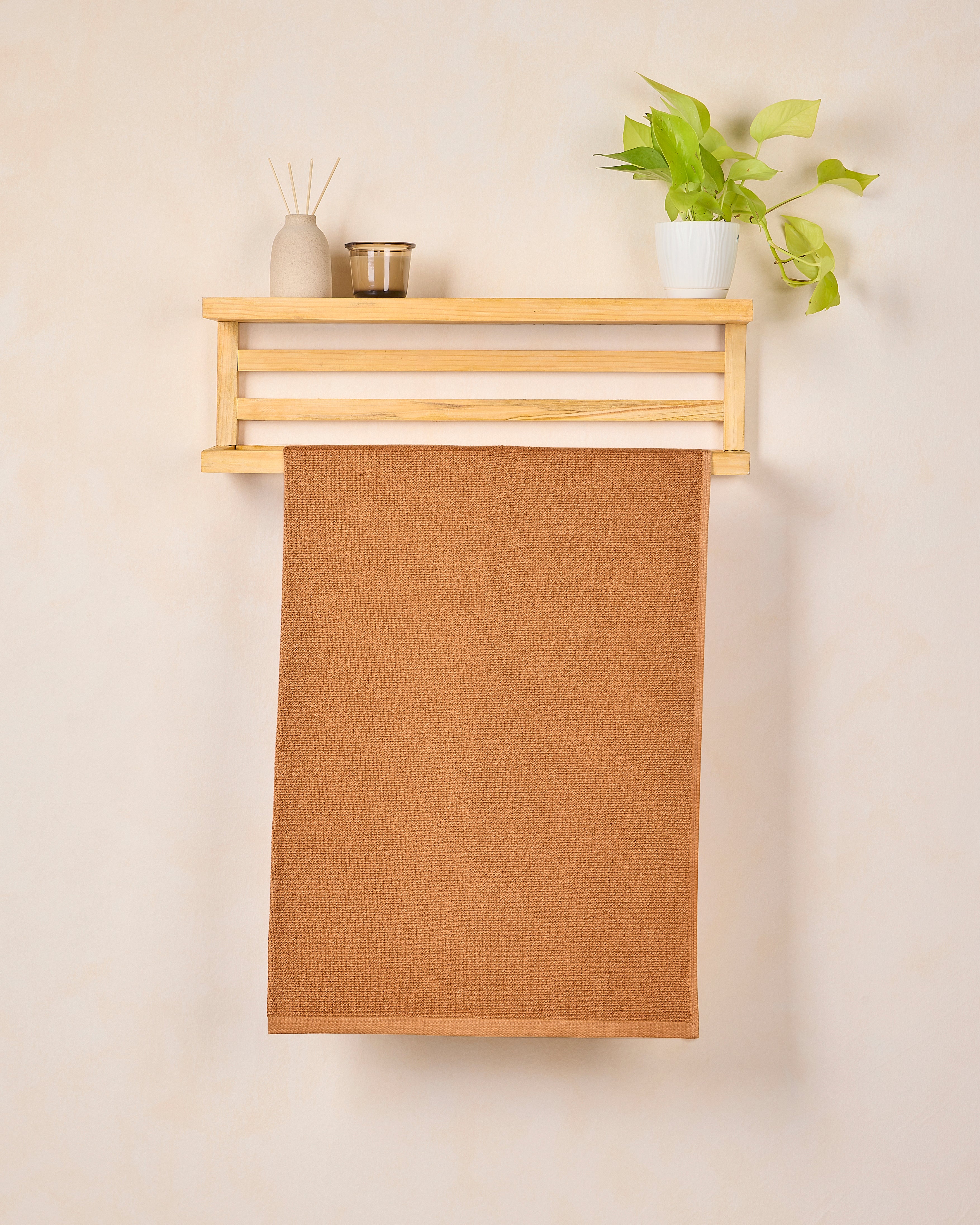 Comfort Collection, Waffle Grid | Bath Towel | 360 GSM 100% Cotton - Peanut Peel by Himeya