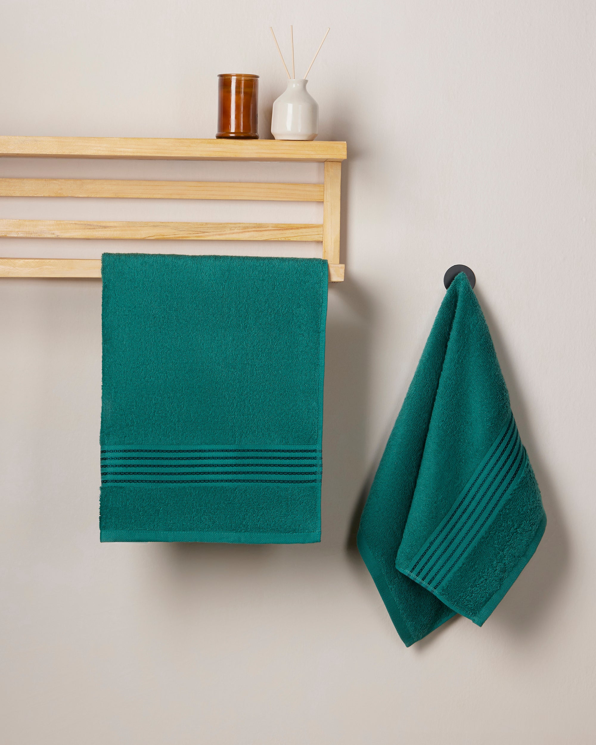 The Elite Collection | Pack of 2 Hand T | 500 GSM | Emerald