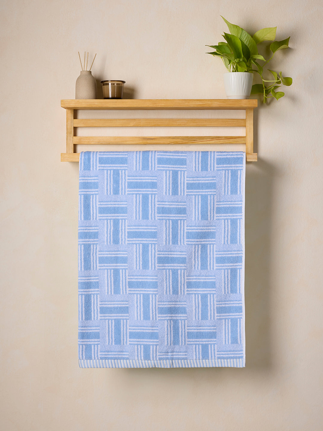 Himeya Fashion Greek Grace 500 GSM Bath Towel - Angle Blue