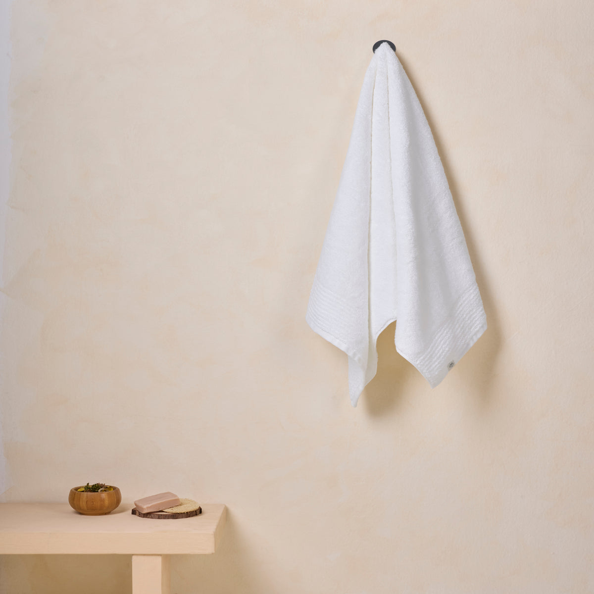 Gold Collection | Bath Towel | 600 GSM | Bright White
