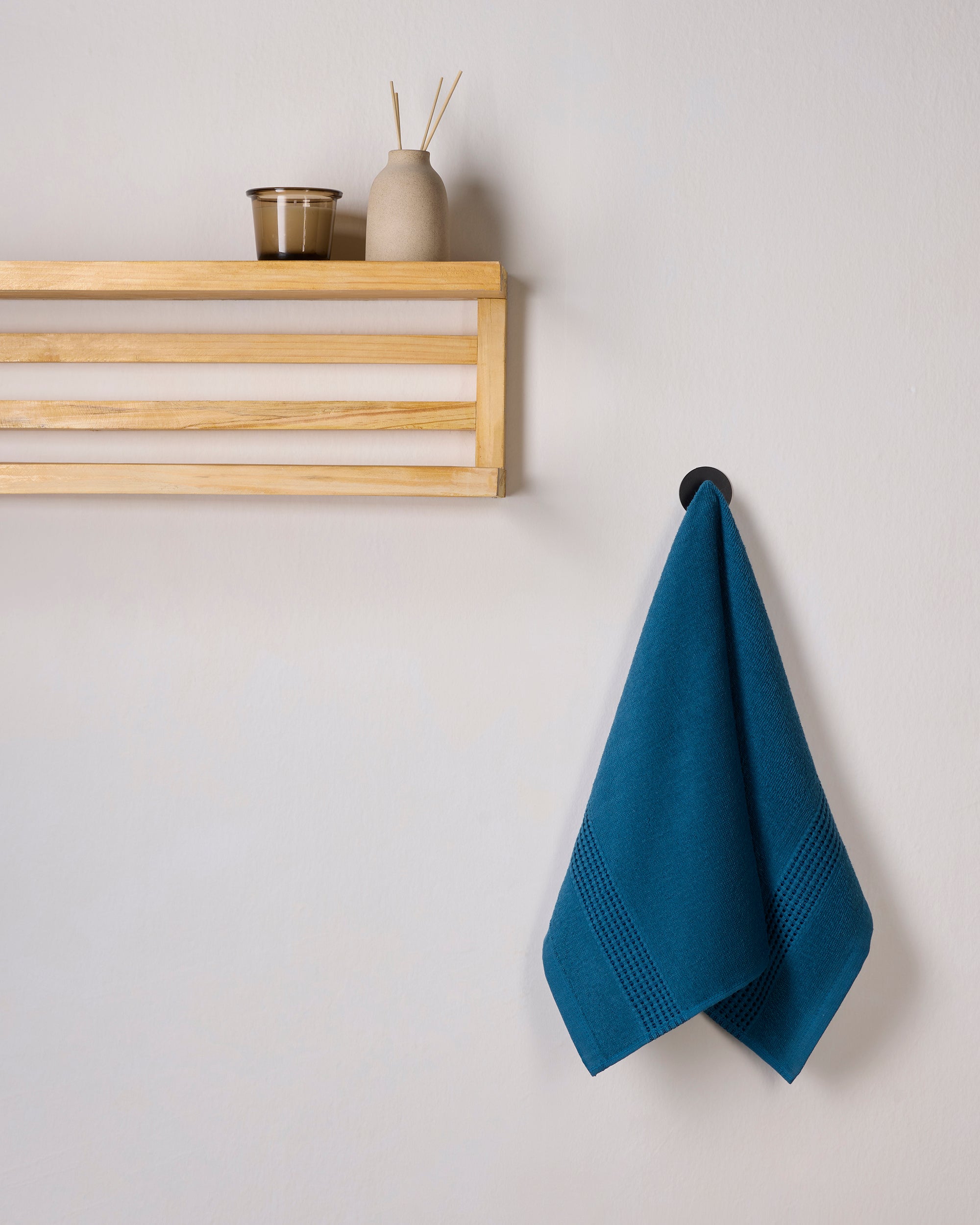 Comfort Collection, Daily Lite | Hand Towel | 320 GSM Pack of 2 - Midnight Blue by Himeya