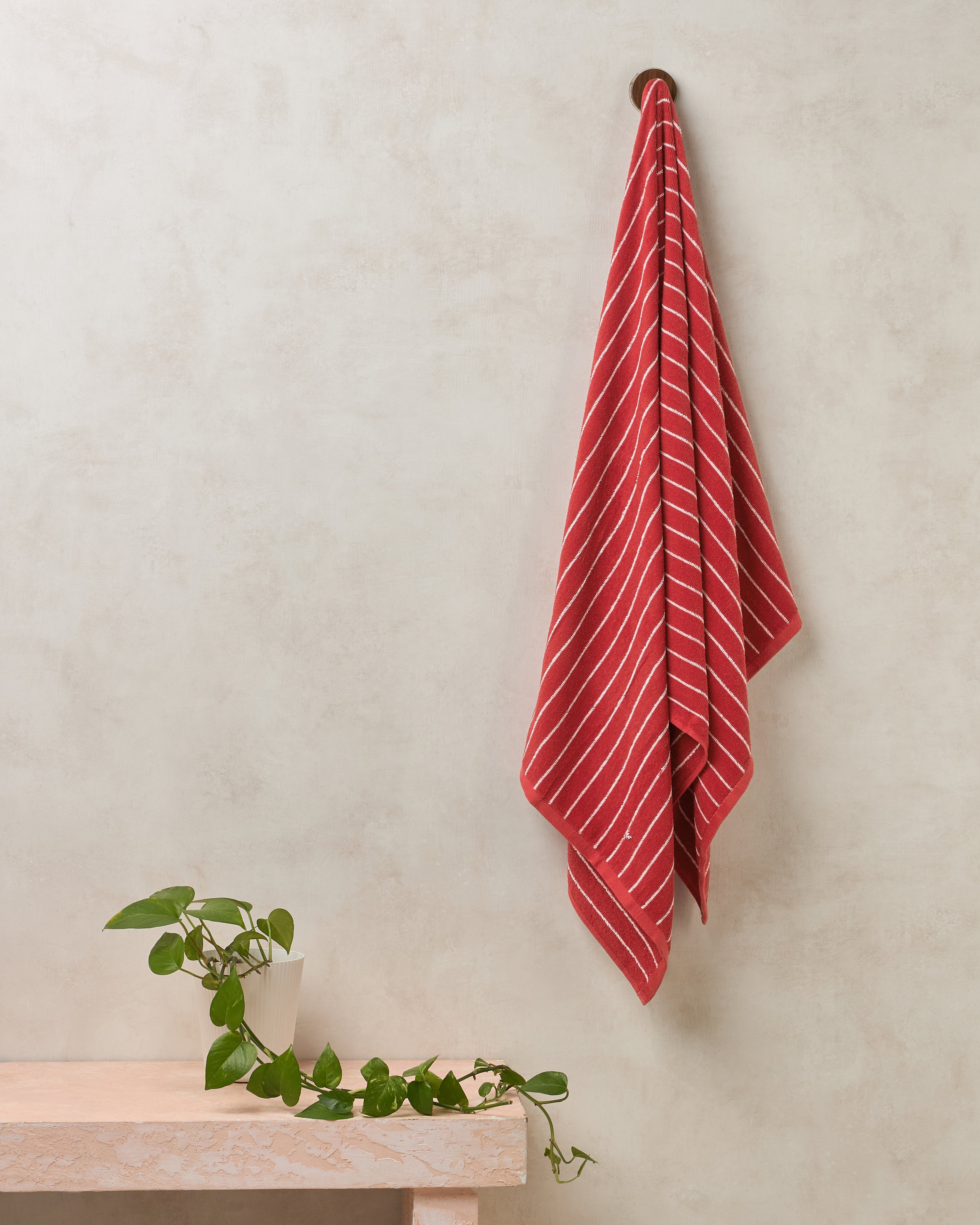 Elite Pin Stripe | Bath Towel | 350 GSM | Fire Red