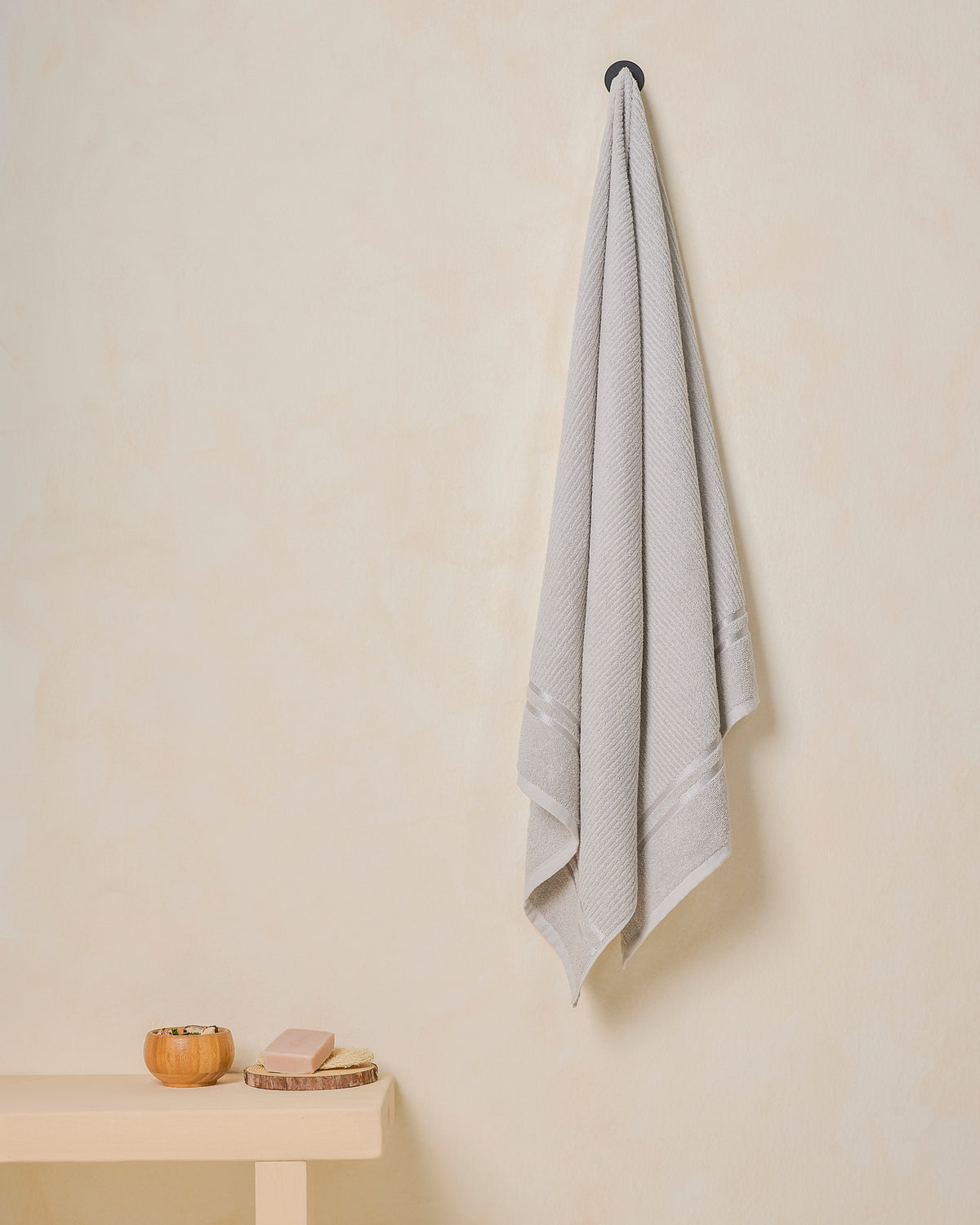 Comfort Collection | Bath Towel | 300 GSM | Cloud Grey