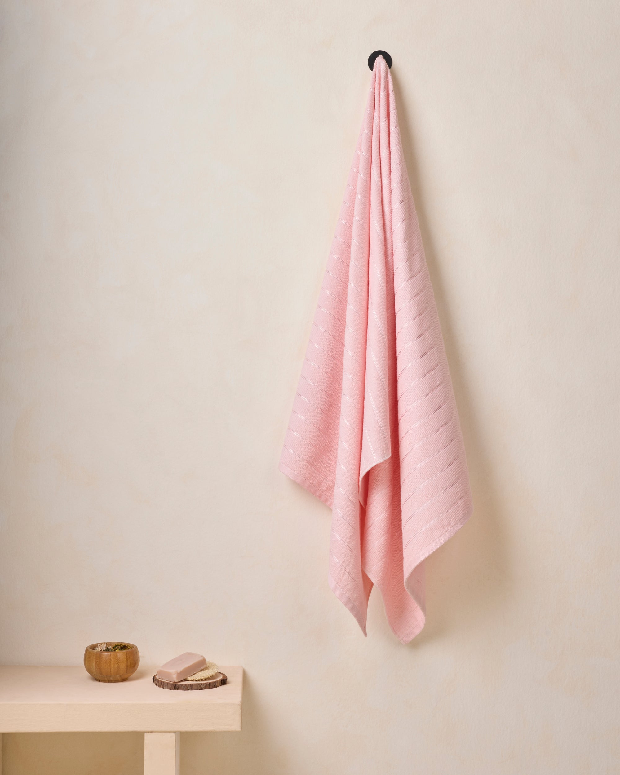 Comfort Pearl Stripe | Bath Towel | 300 GSM | Poppy Peach