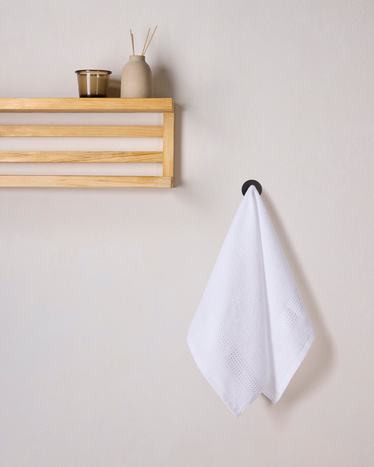 Comfort Collection | Hand Towel | 320 GSM Pack of 2 | Dreamy White by Himeya