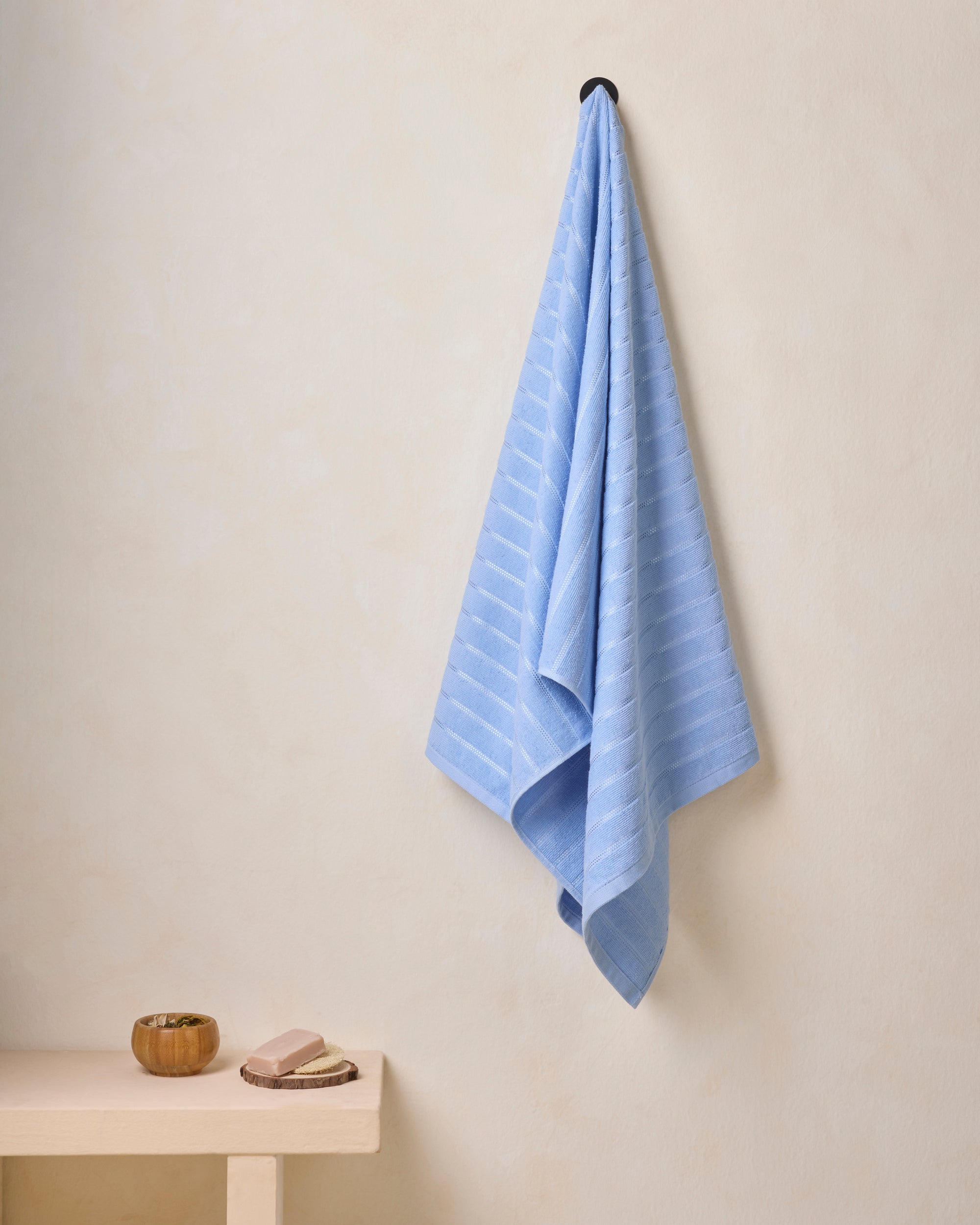 Comfort Pearl Stripe | Bath Towel | 300 GSM | Cornflower Blue