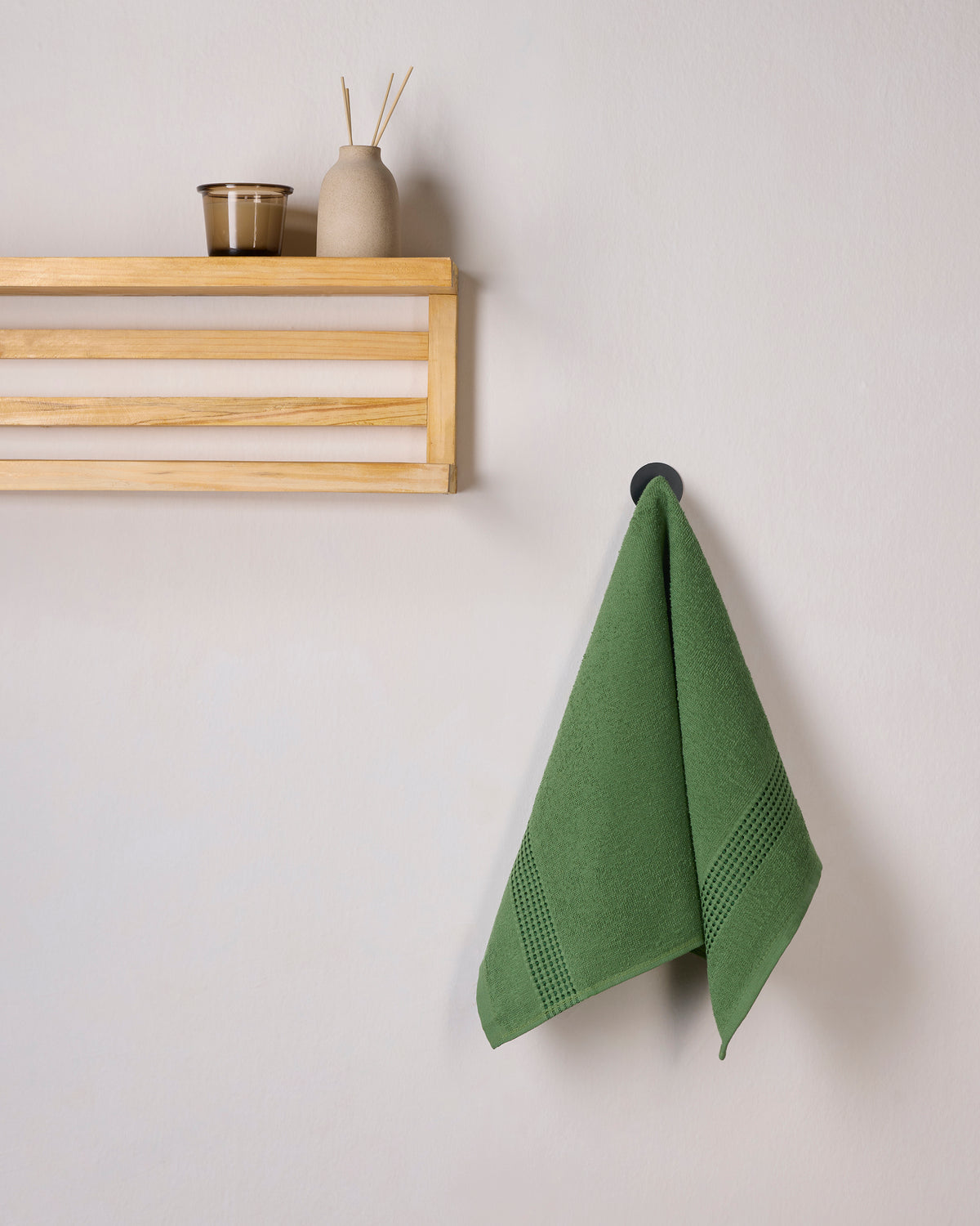 Comfort Collection | Hand Towel | 320 GSM Pack of 2 | Fern Green by Himeya