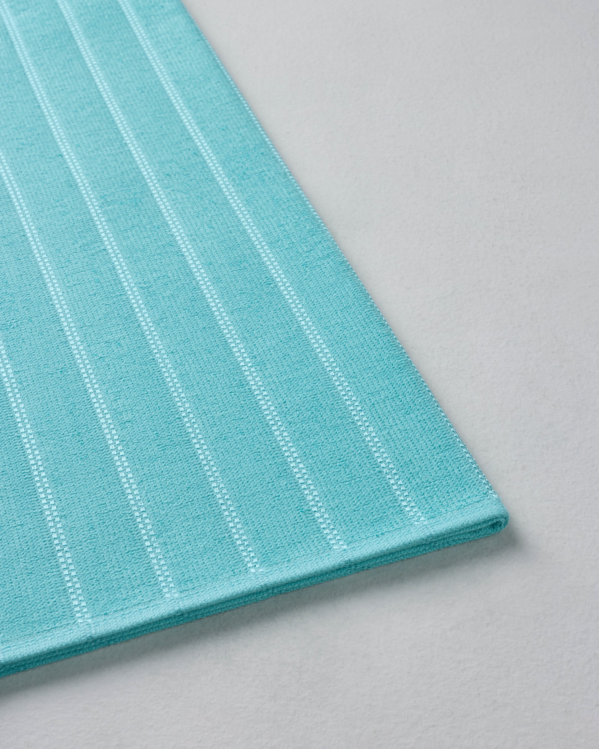 Comfort Pearl Stripe | Bath Towel | 300 GSM | Tropical Turquoise
