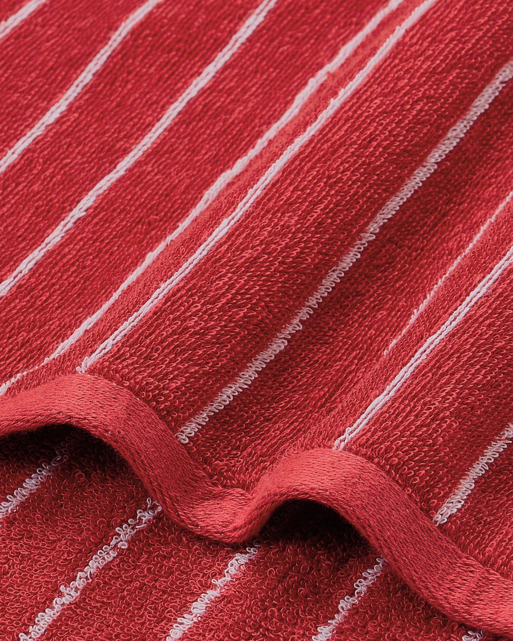 Elite Pin Stripe | Bath Towel | 350 GSM | Fire Red
