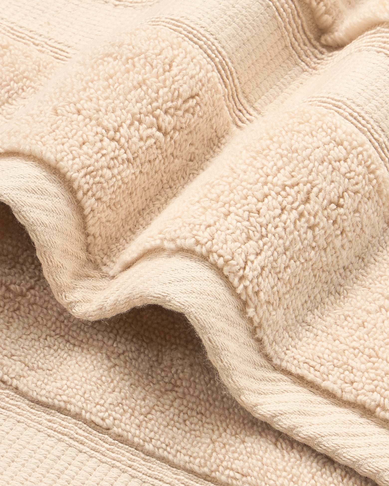 The Gold Collection | Bath Towel | 700 GSM | Ecru