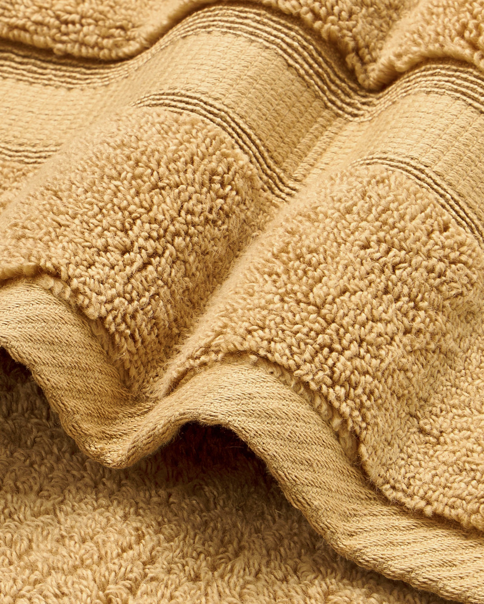 The Gold Collection | Hand Towel | 700 GSM | Taffy