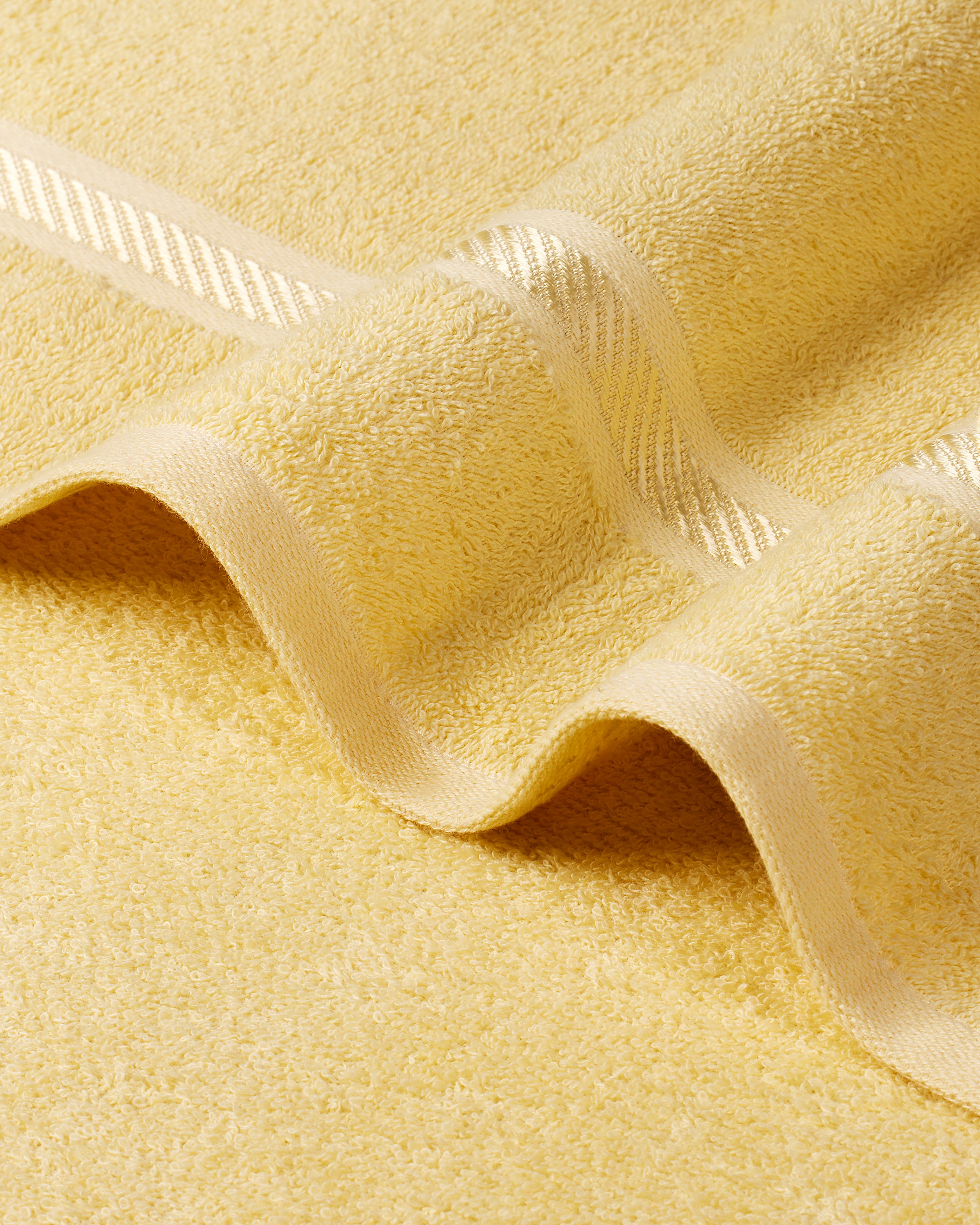 Comfort Aero Cotton | Bath Towel | 350 GSM | Banana Frappe