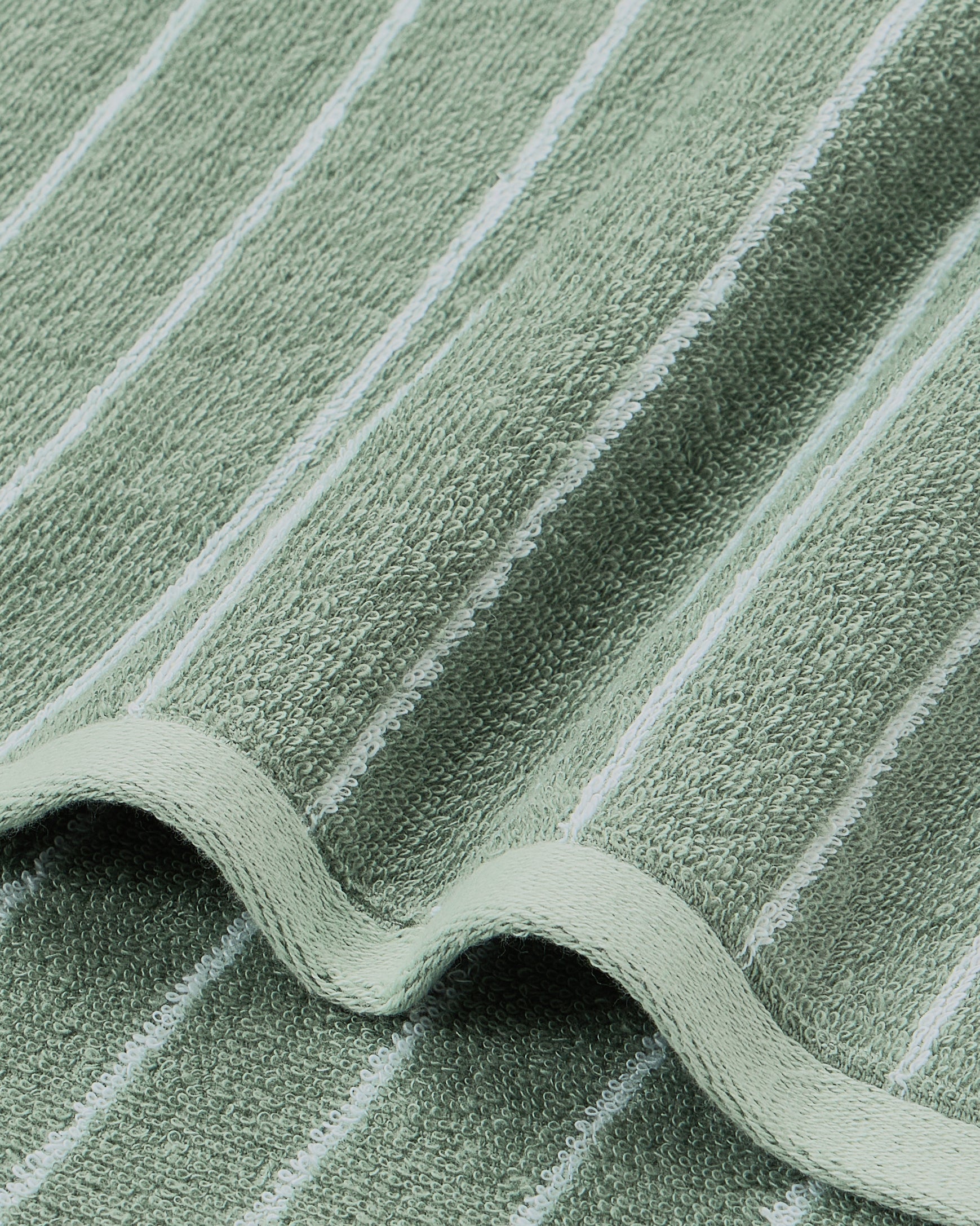 Elite Pin Stripe | Bath Towel | 350 GSM | Jade Sheen