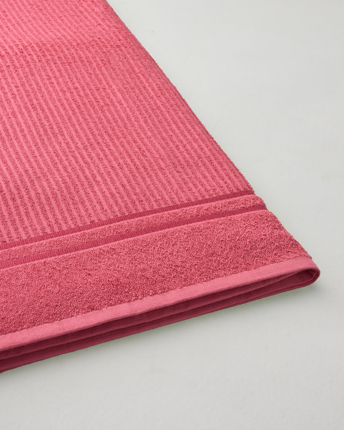 Comfort Collection | Bath Towel | 300 GSM | Ruby Red
