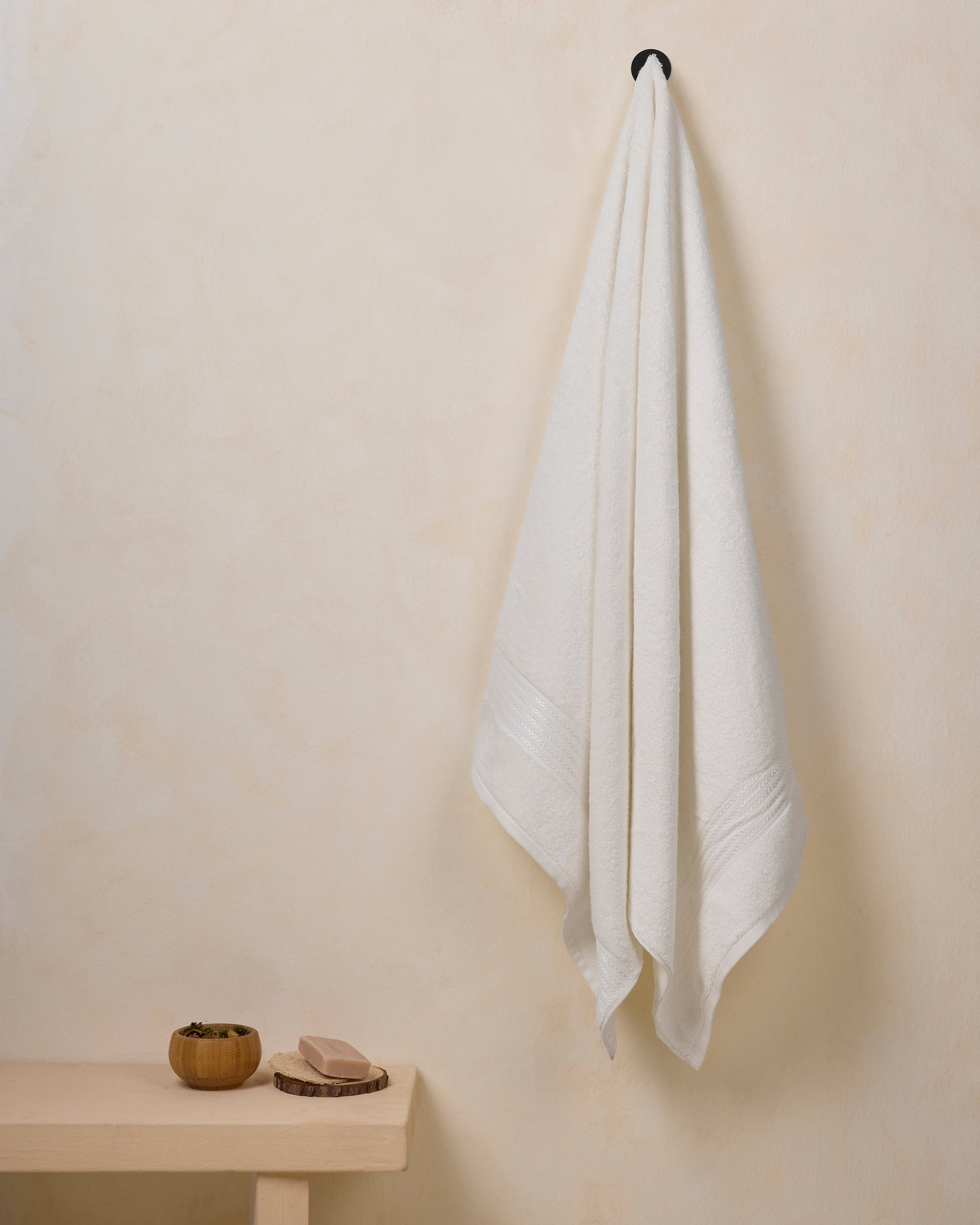 The Elite Collection | Bath Towel | 500 GSM | Snow White