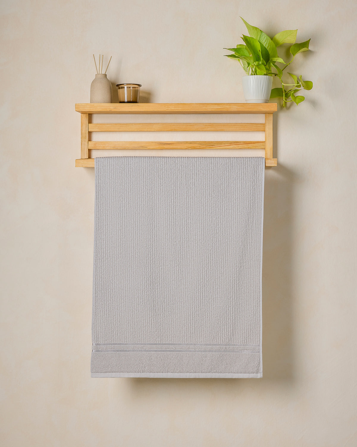 Comfort Collection | Bath Towel | 300 GSM | Cloud Grey