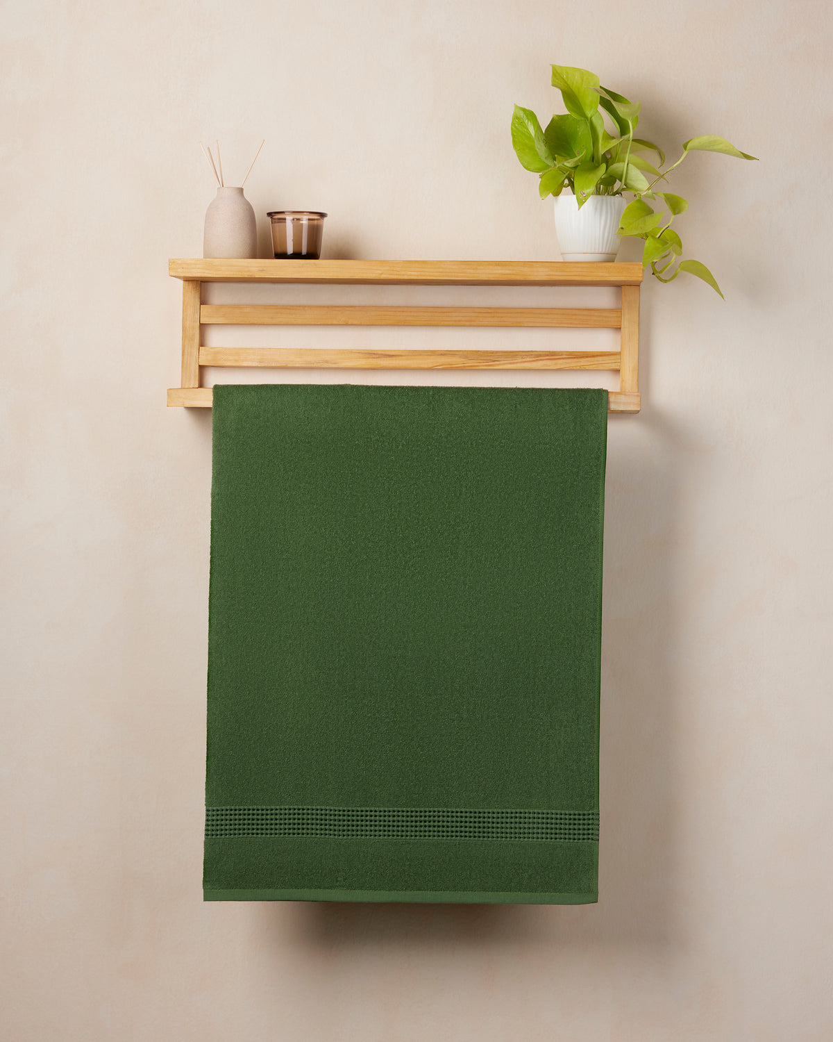 Comfort Collection | Bath Towel | 320 GSM | Fern Green by Himeya