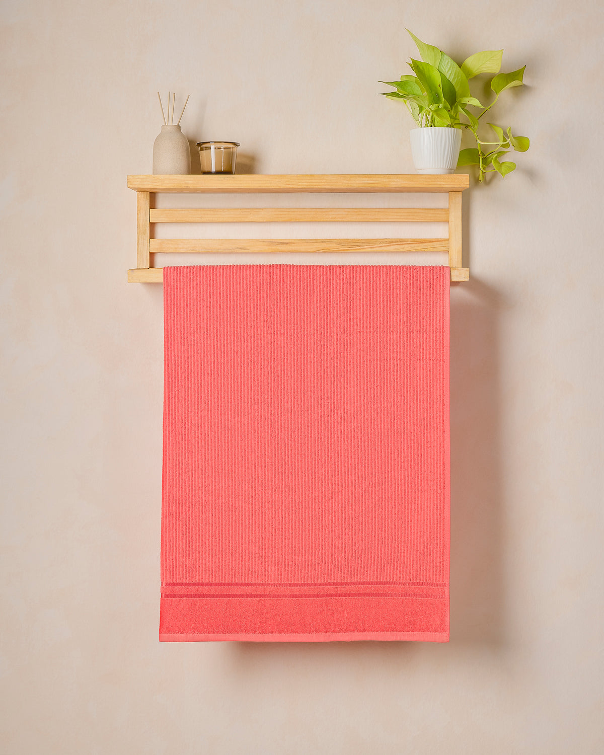 Comfort Collection | Bath Towel | 300 GSM | Coral Red