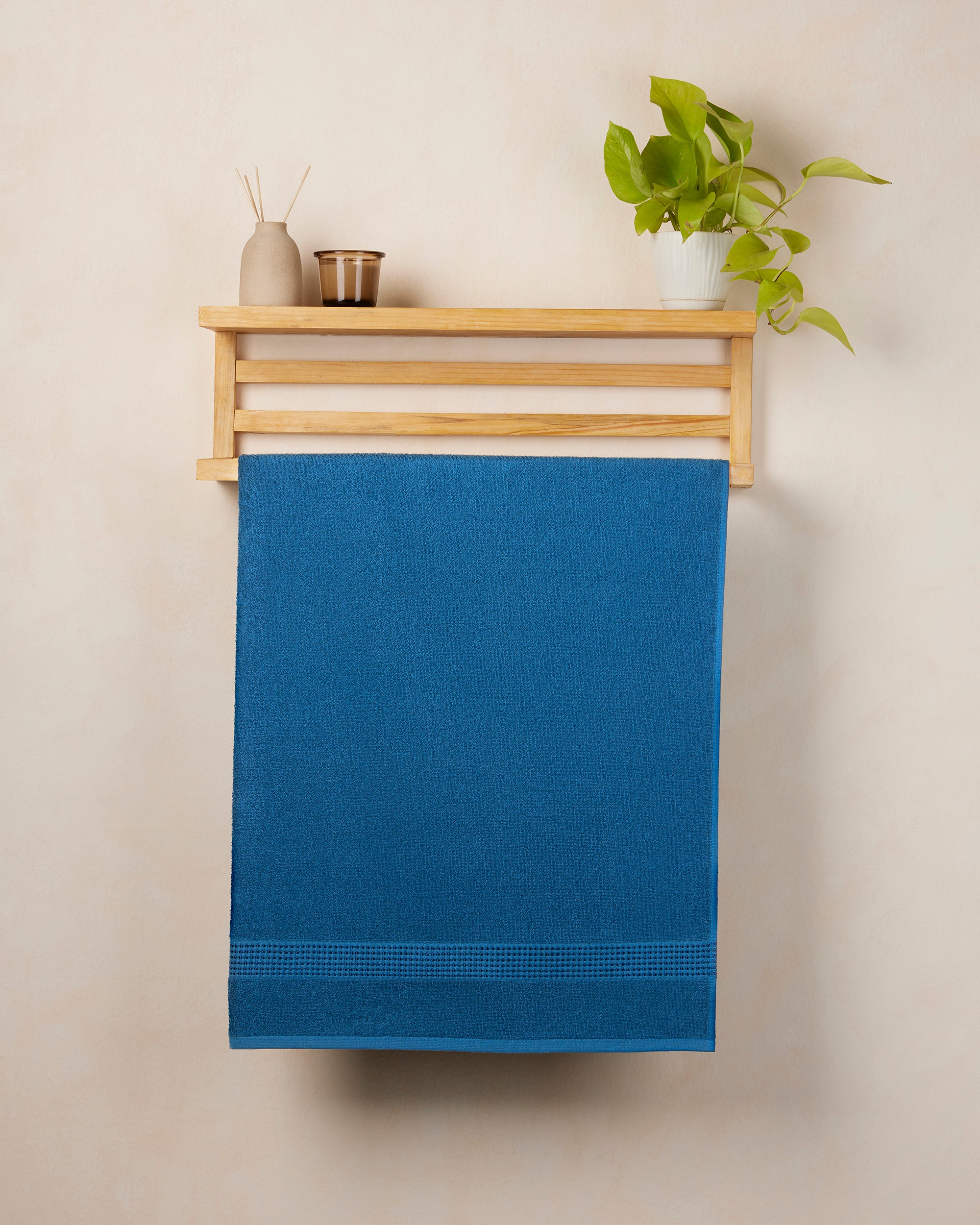 Comfort Collection, Daily Lite | Bath Towel | 320 GSM - Midnight Blue by Himeya