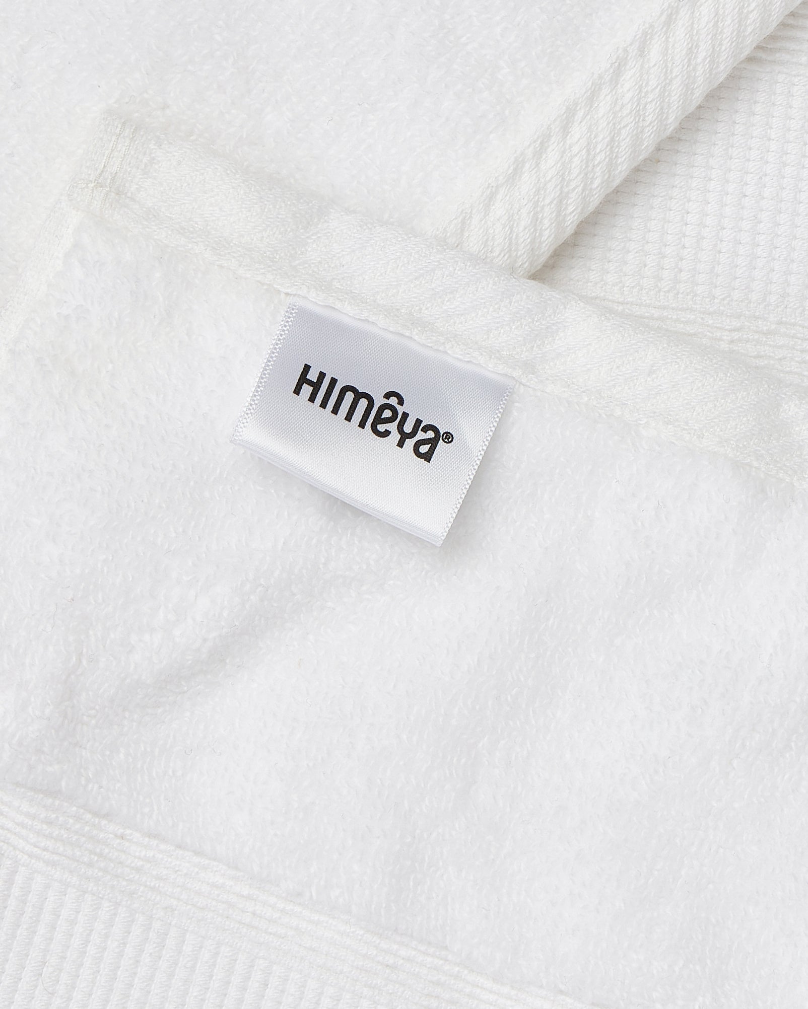 Gold Collection, Eminence | Bath Towel | 700 GSM Oyster Mushroom By Himeya