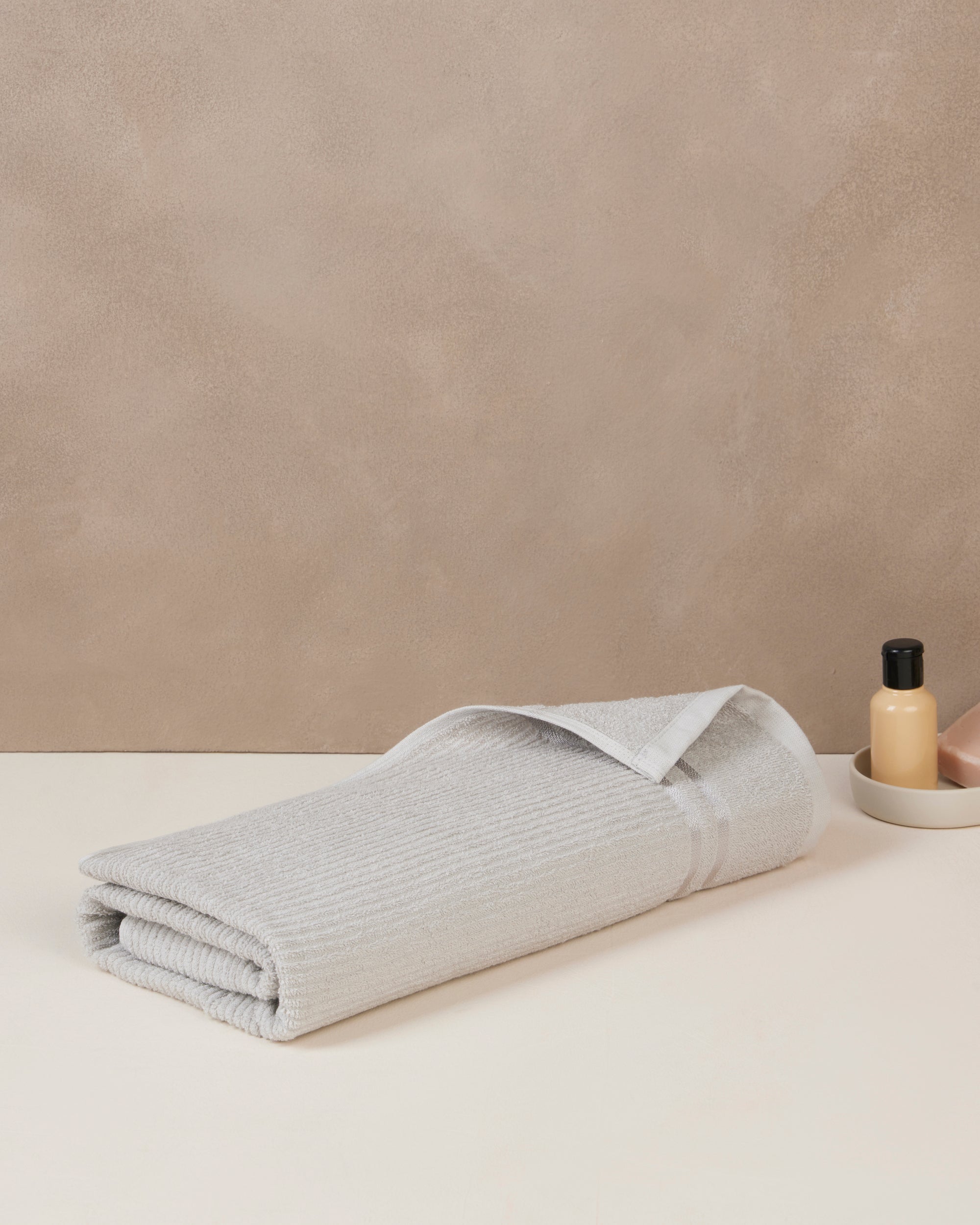 Comfort Collection, Classic Quickdry | Bath Towel | 300 GSM - Cloud Grey by Himeya