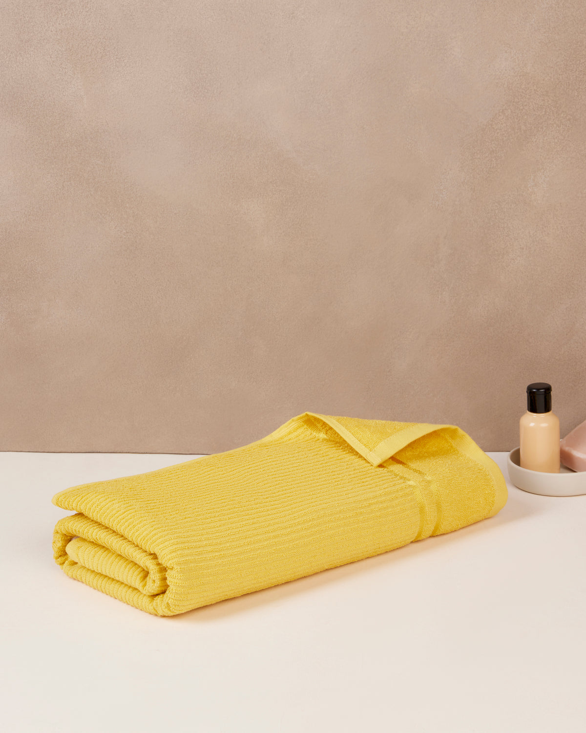 Comfort Collection | Bath Towel | 300 GSM | Amber Yellow