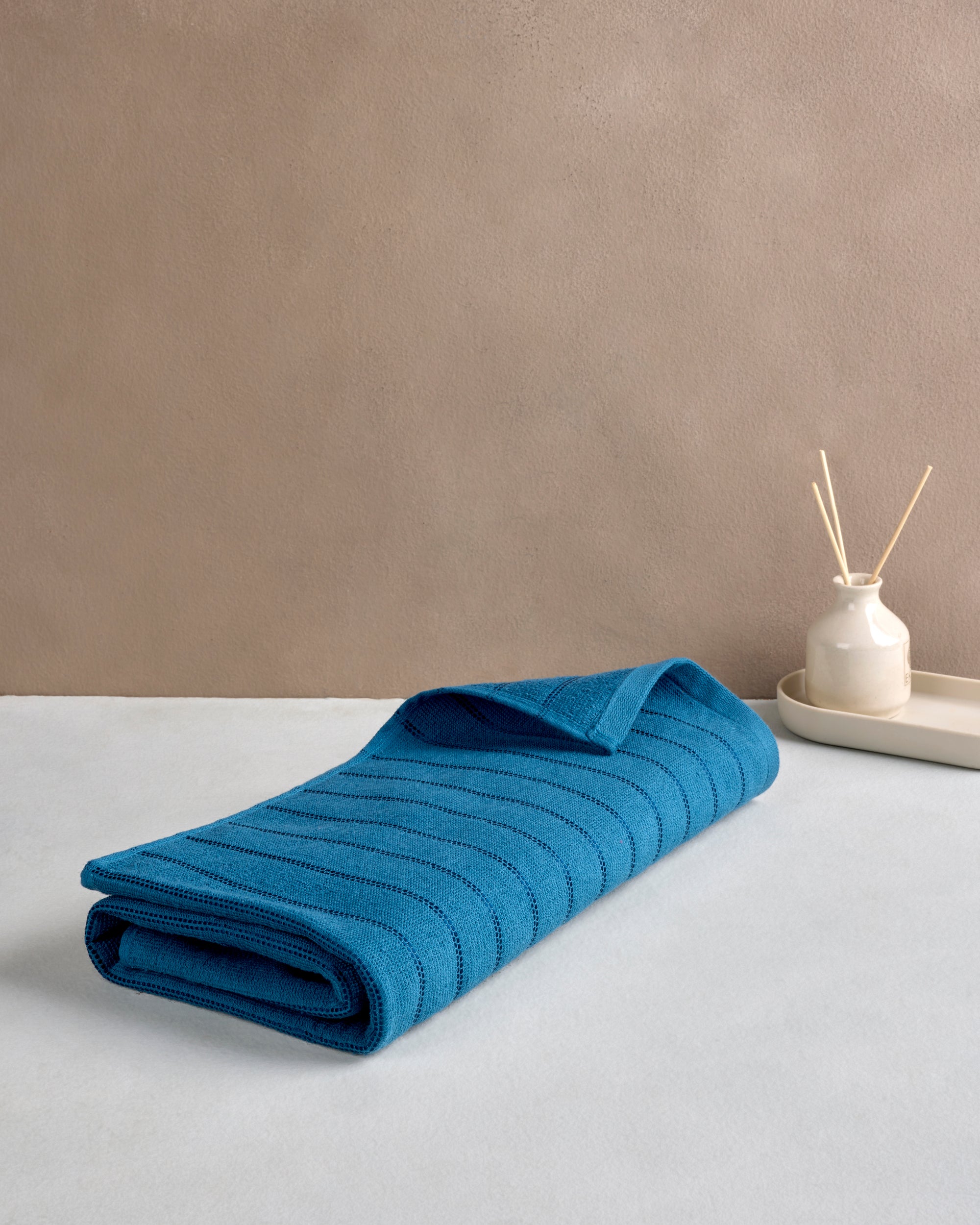 Himeya Comfort Pearl Stripe 300 GSM Bath Towel - Nautical Blue