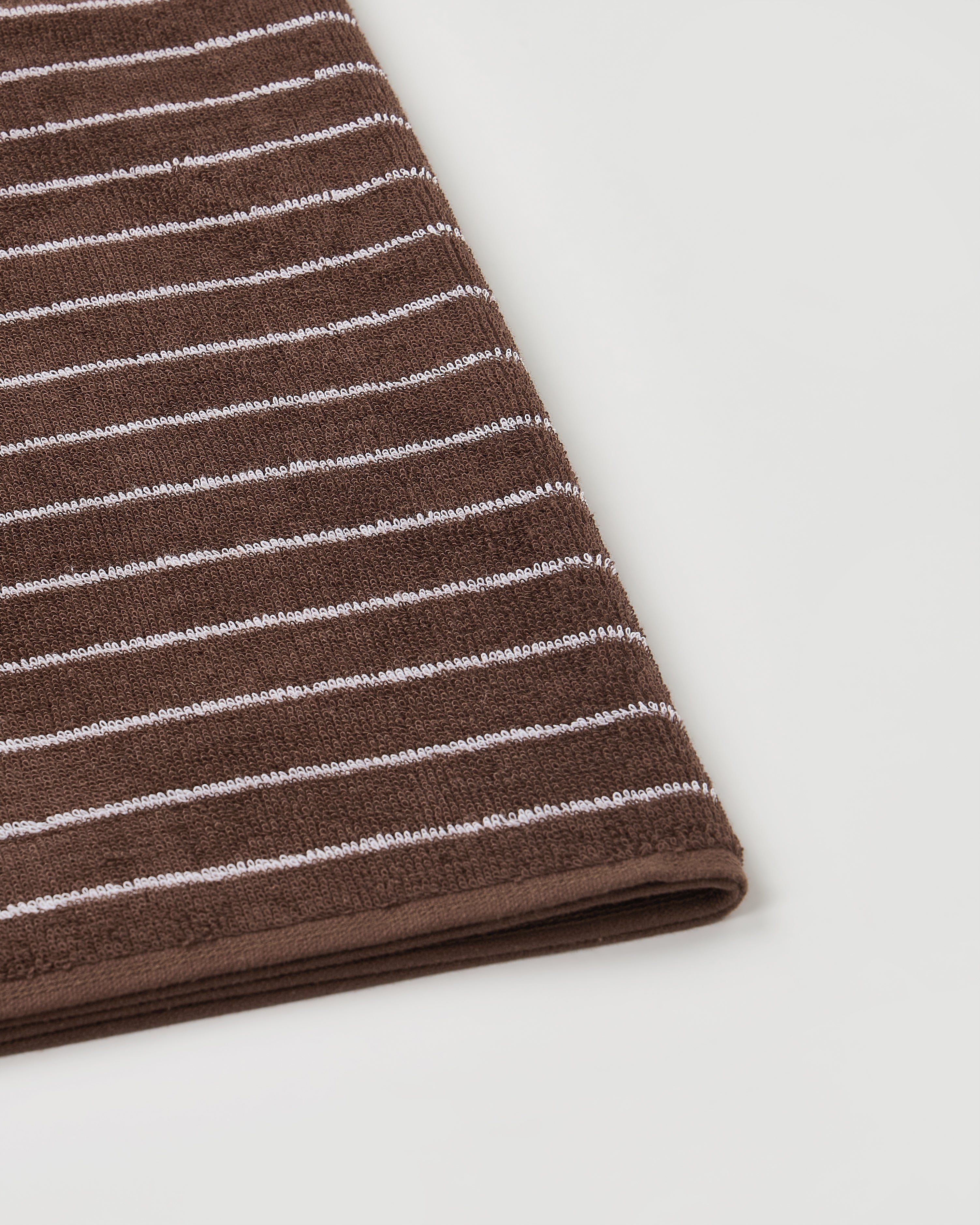 HimeyaElite Pin Stripe 350 GSM Bath Towel - Chocolate Brown