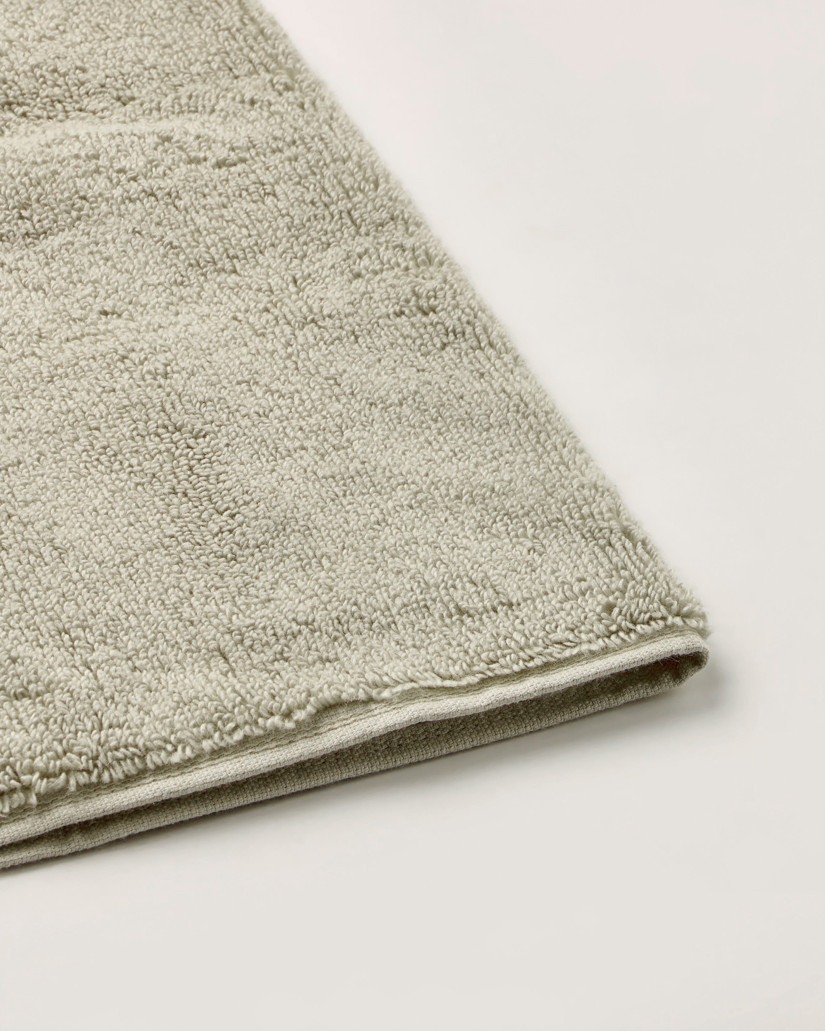The Gold Collection | Hand Towel | 700 GSM | Oatmeal