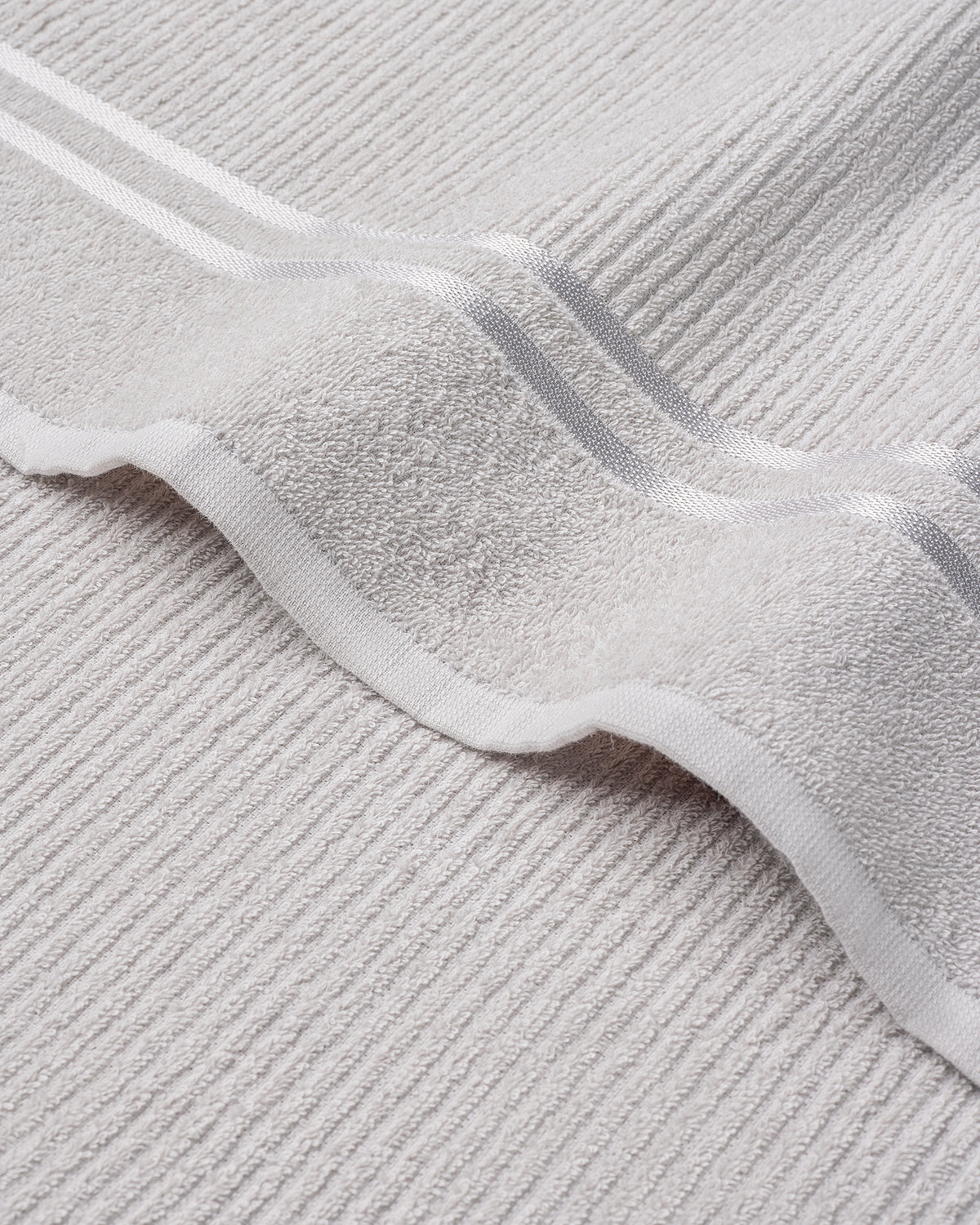Comfort Collection | Bath Towel | 300 GSM | Cloud Grey