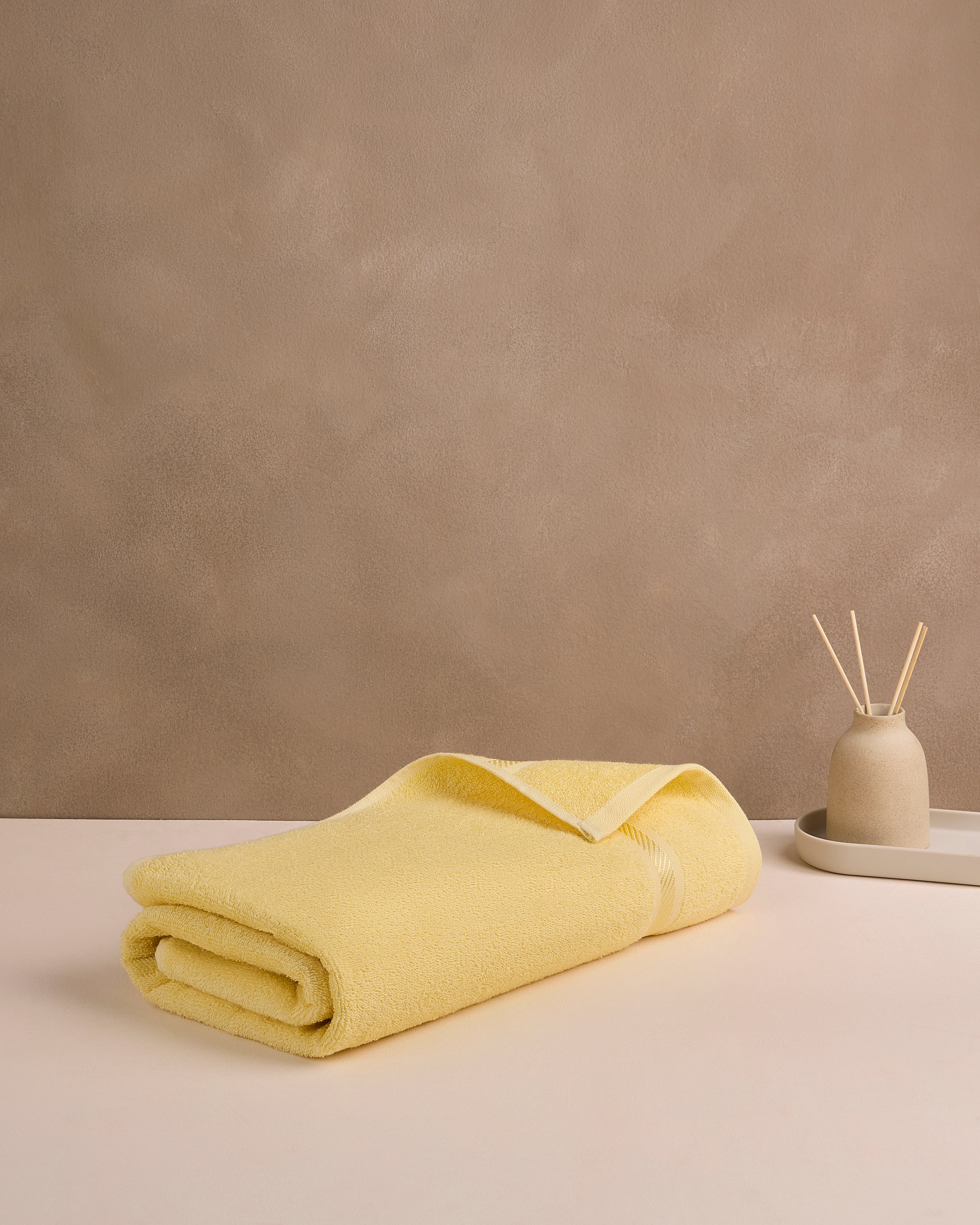 Comfort Aero Cotton | Bath Towel | 350 GSM | Banana Frappe