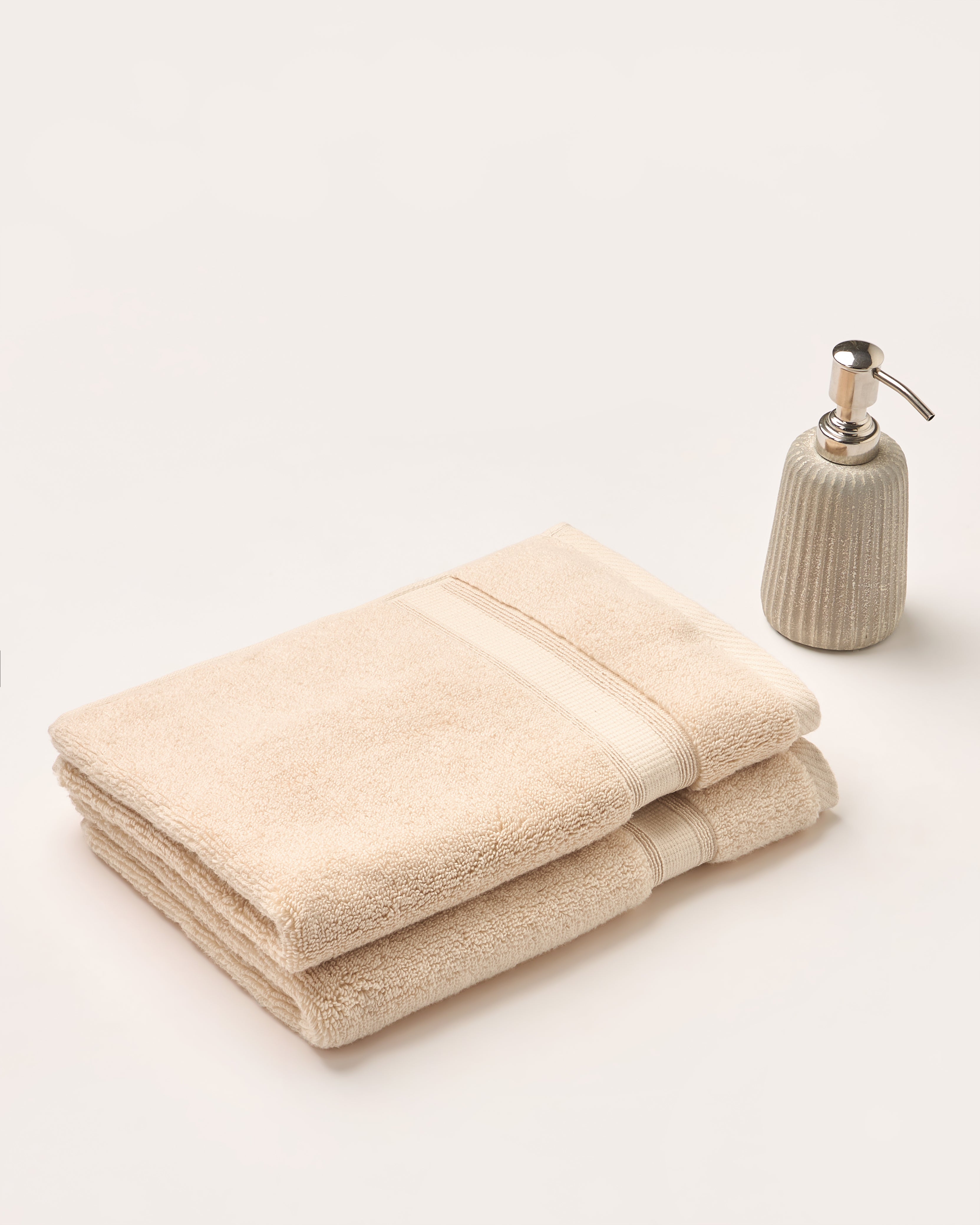The Gold Collection | Hand Towel | 700 GSM | Ecru