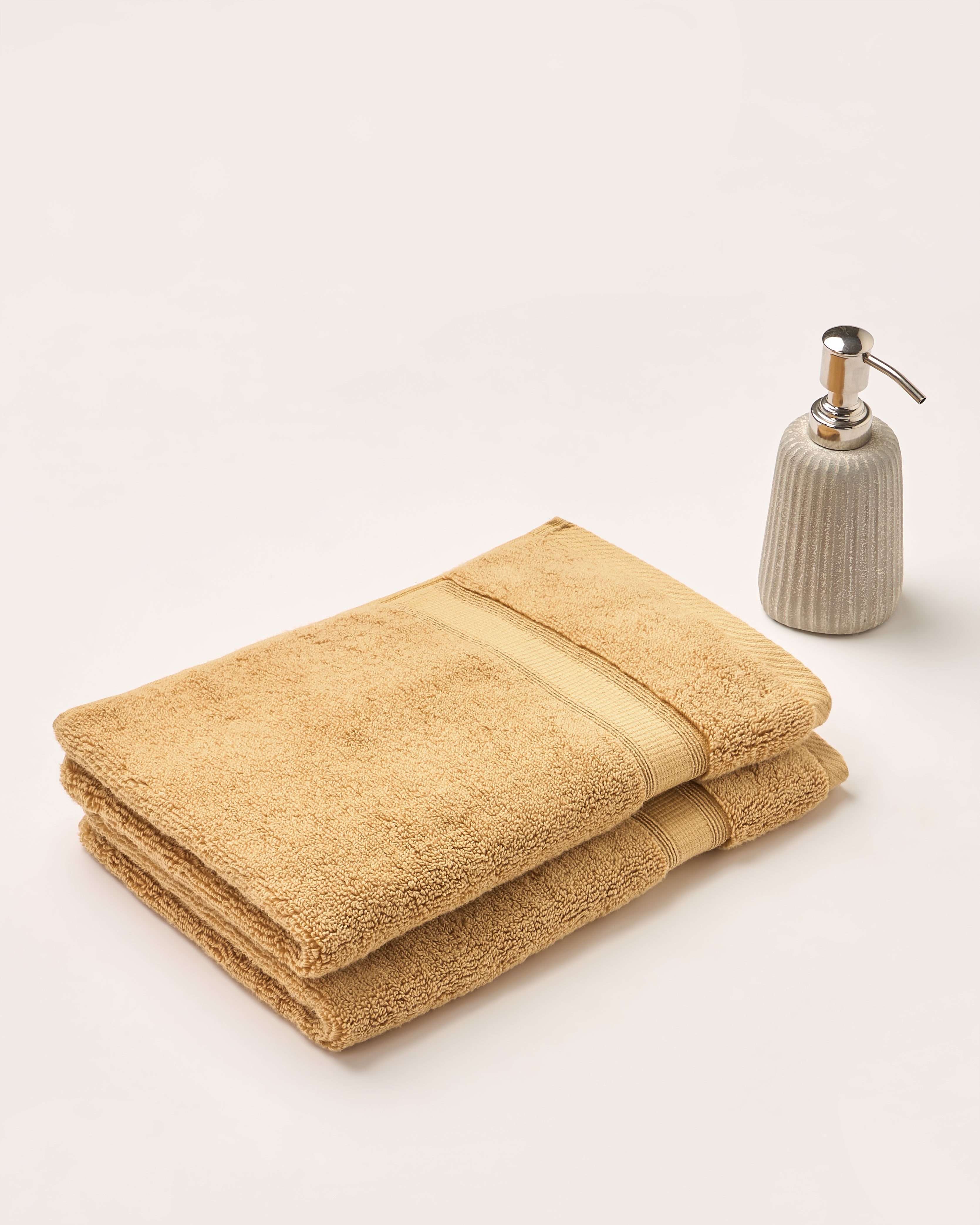 The Gold Collection | Hand Towel | 700 GSM | Taffy