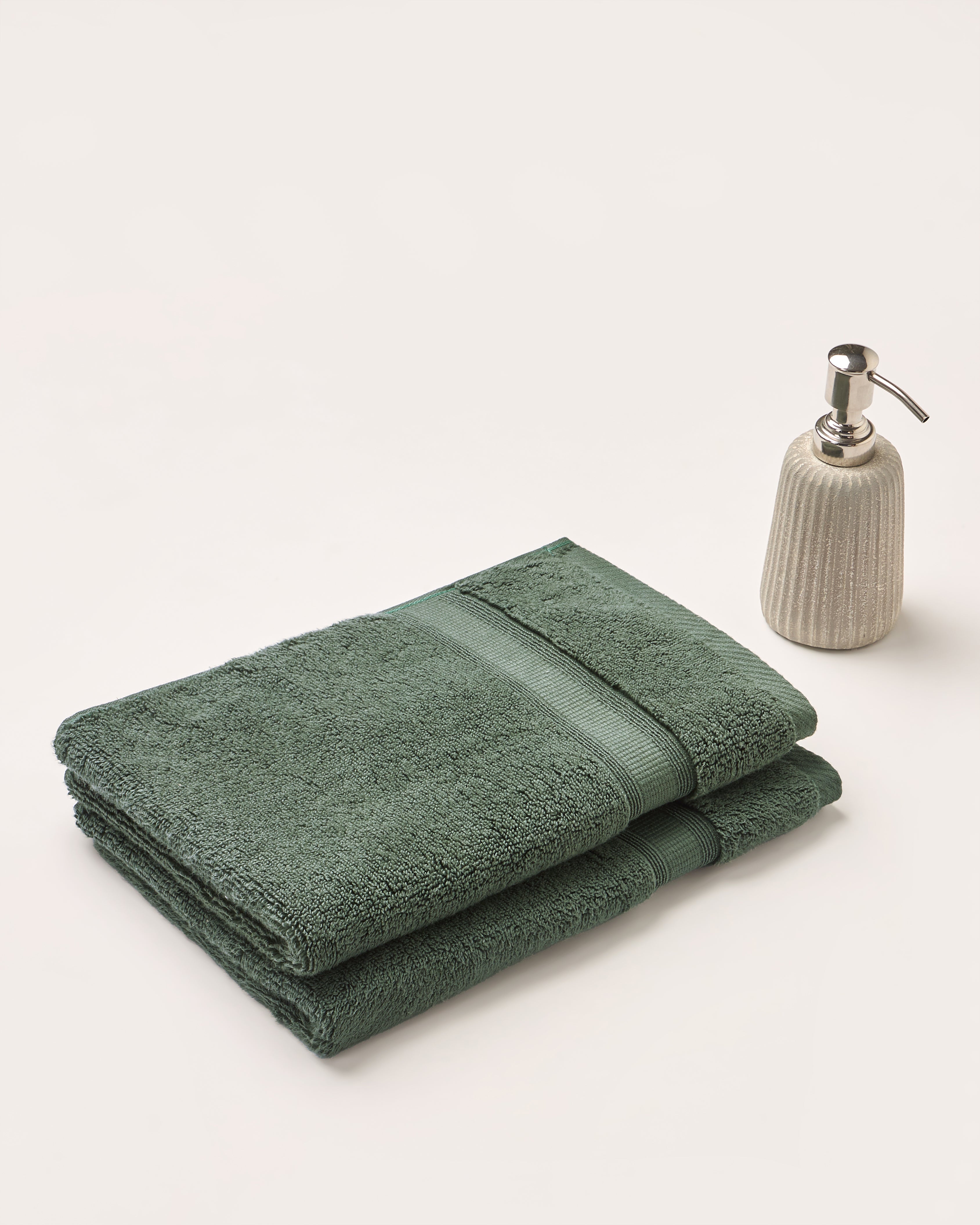 The Gold Collection | Hand Towel | 700 GSM | Laurel Wreath