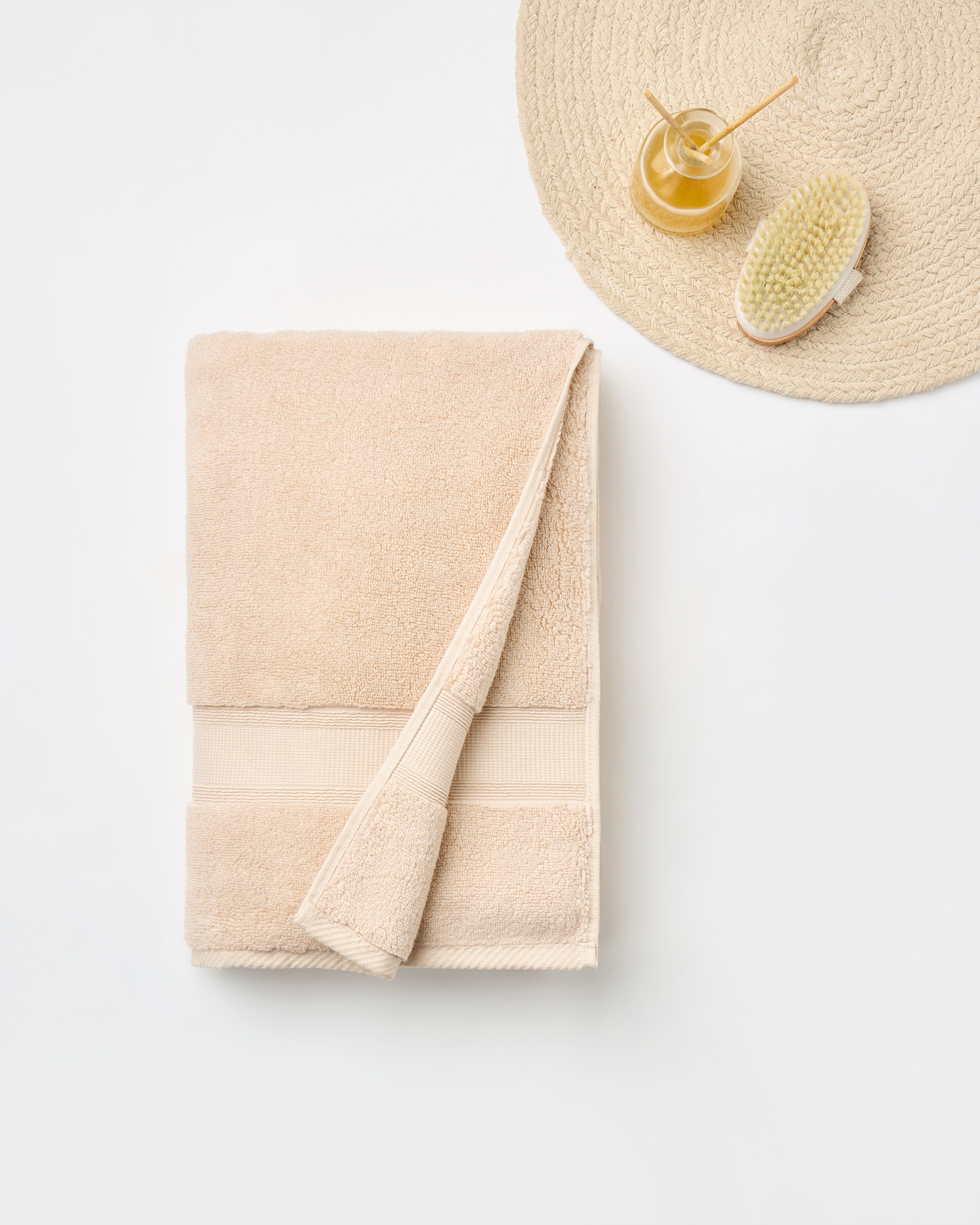 The Gold Collection | Bath Towel | 700 GSM | Ecru