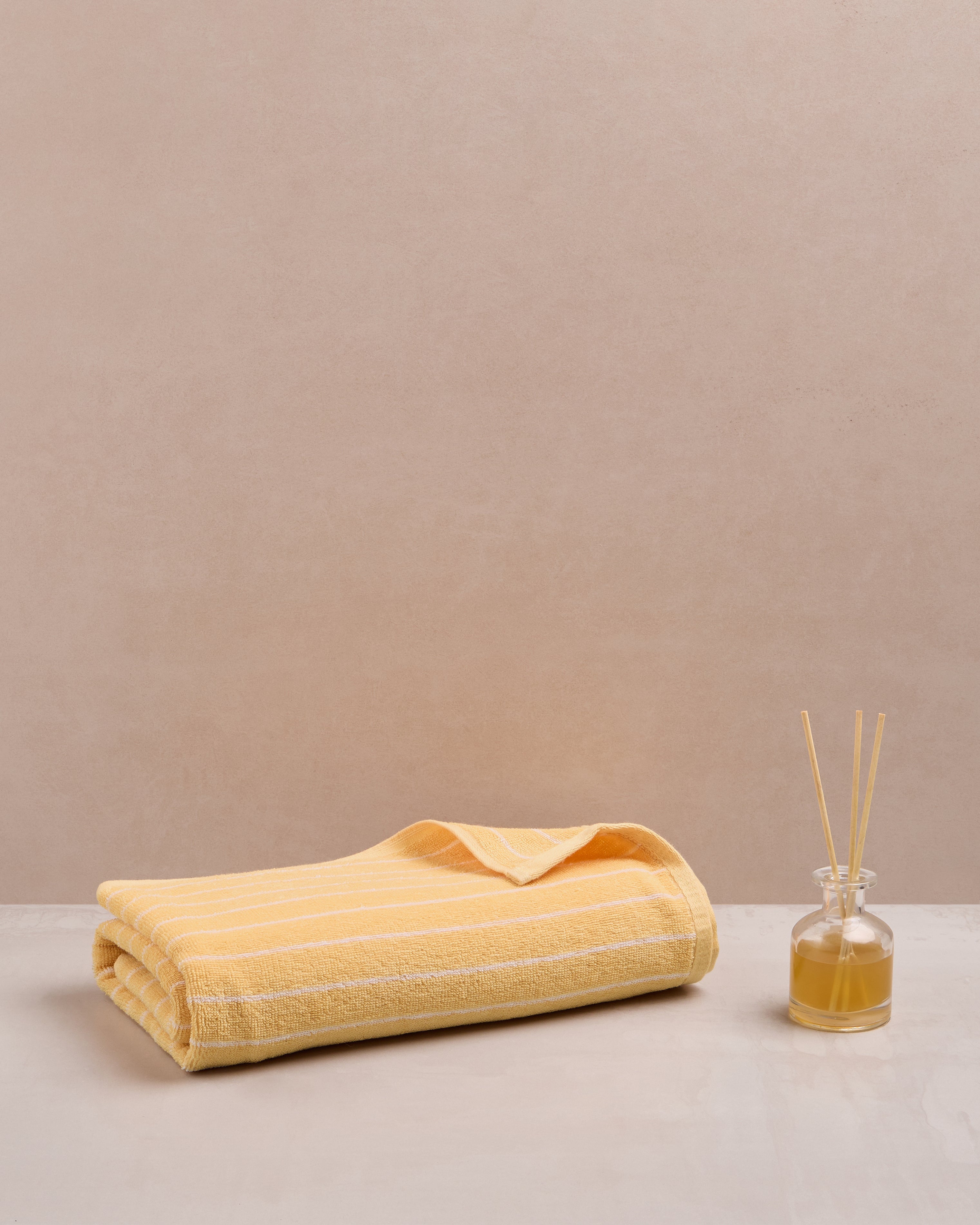 Elite Pin Stripe | Bath Towel | 350 GSM | Gold Cream