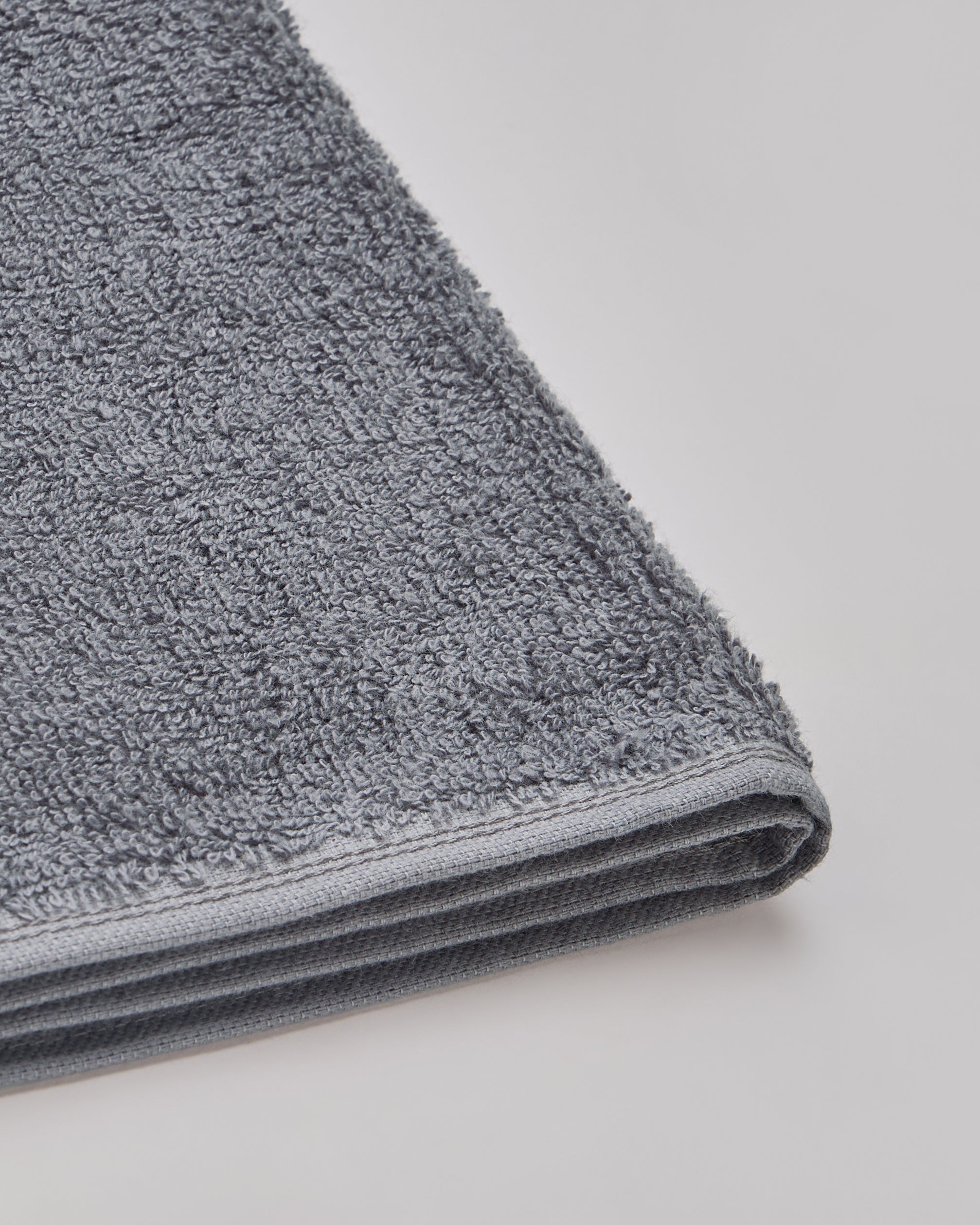 The Elite Collection, Daily Soft | Small Bath Towel | 450 GSM - Ash Grey
