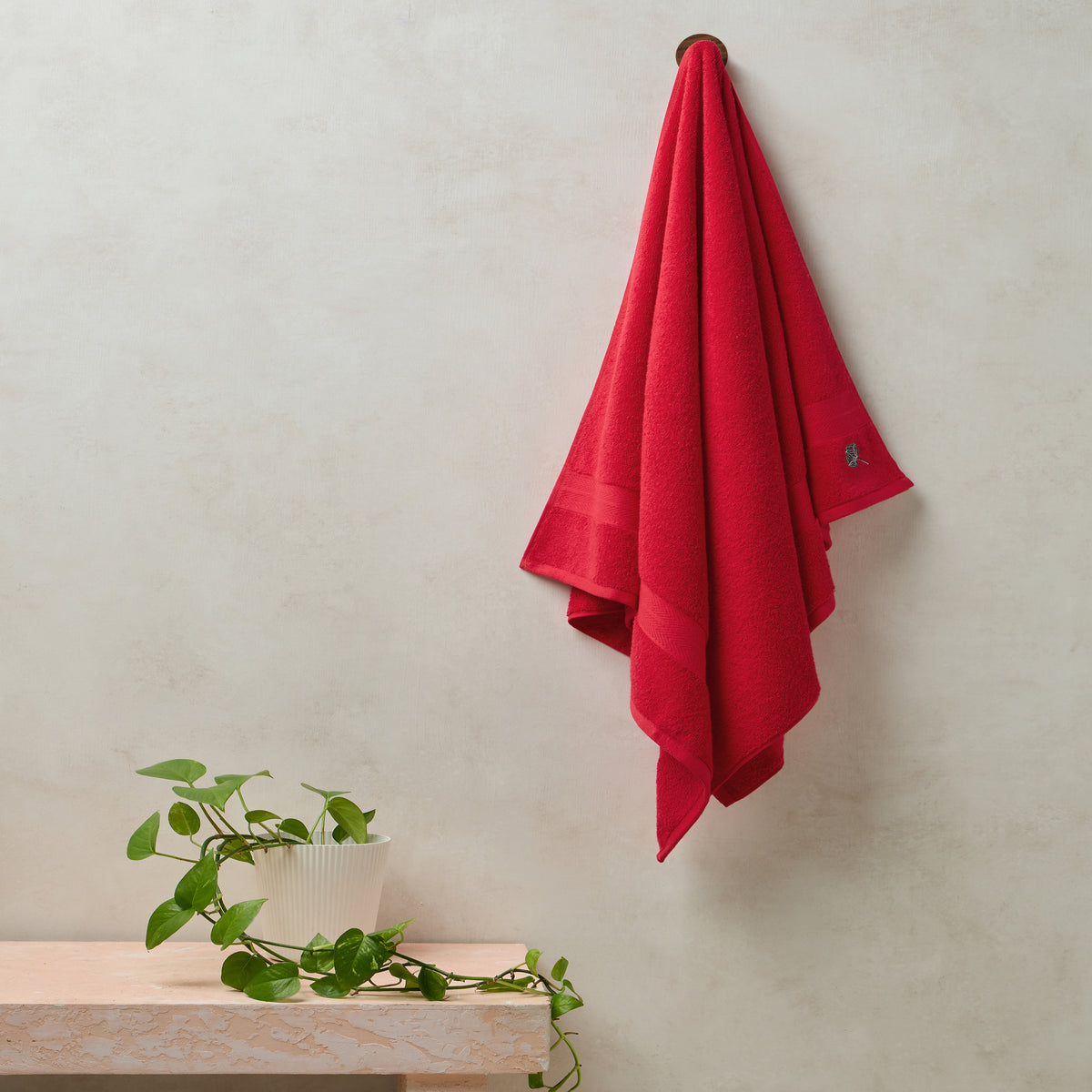 Elite Collection | Bath Towel | 580 GSM | Red