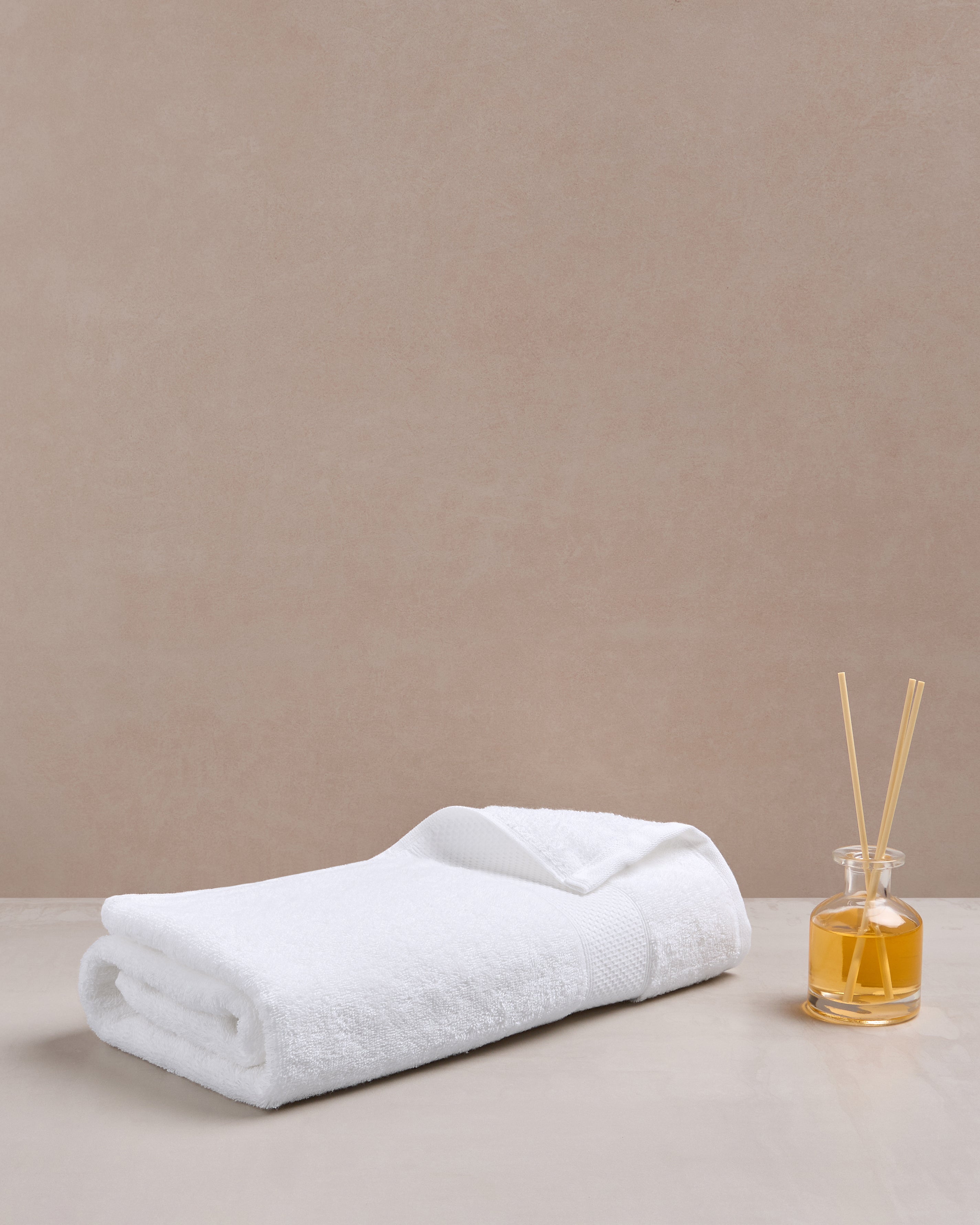 The Elite Collection | Small Bath Towel | 450 GSM | Star White