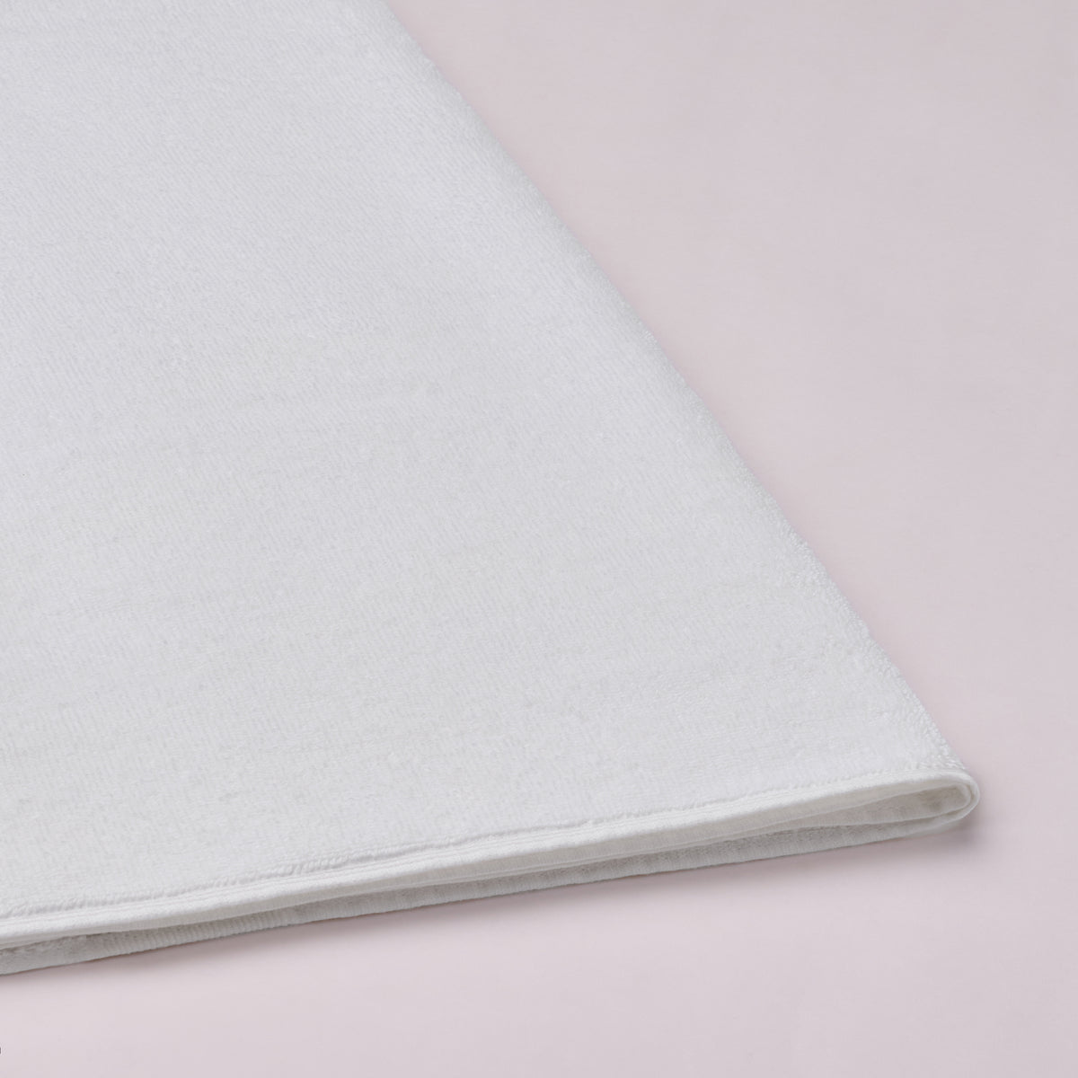 Elite Collection | Bath Towel | 580 GSM | White