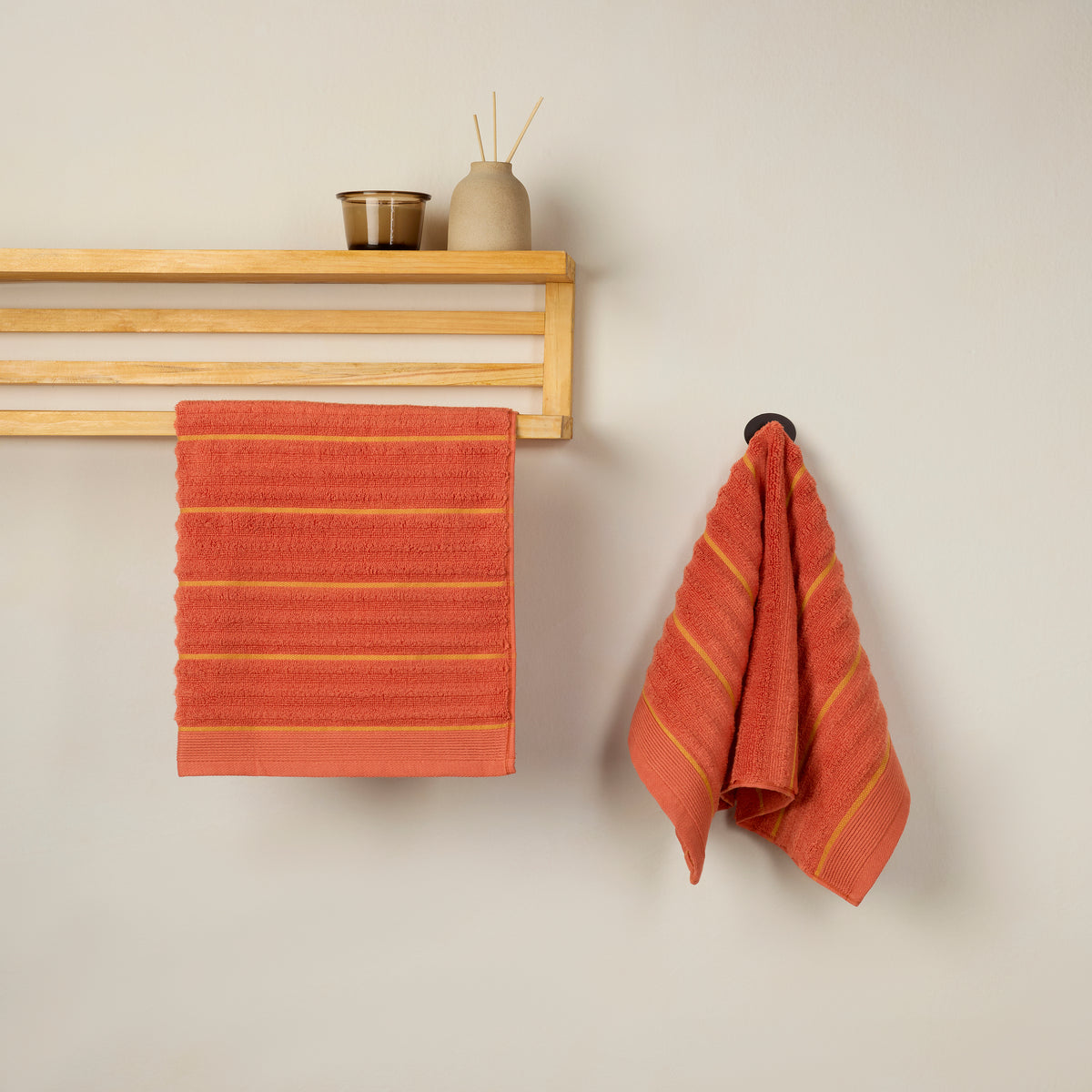 Elite Collection | Hand Towel(Pack of 2) | 550 GSM | Cinnamon Red
