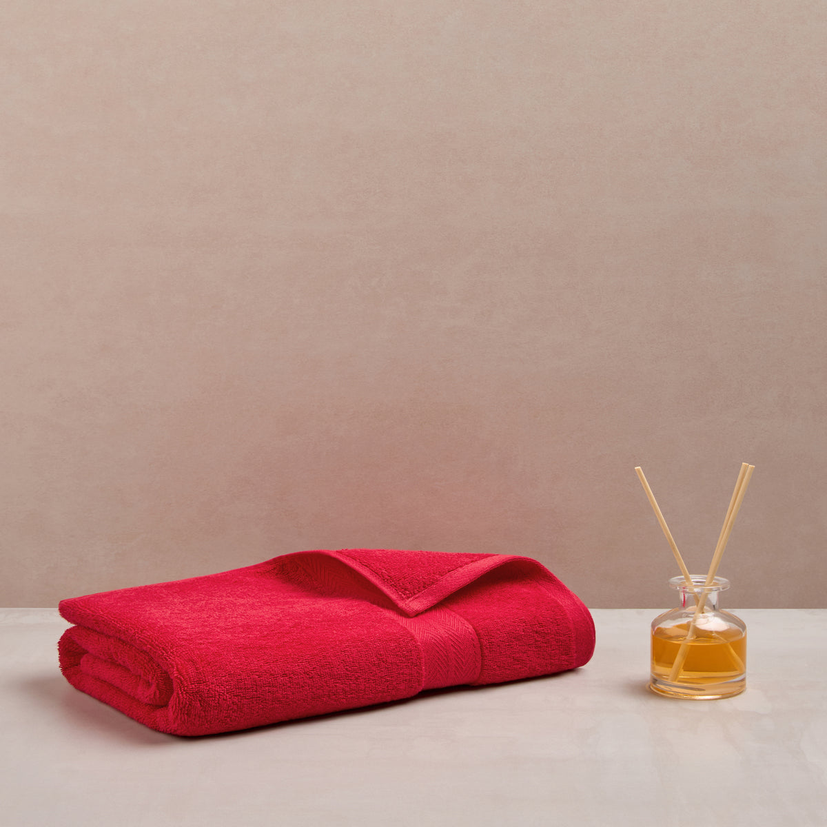 Elite Collection | Bath Towel | 580 GSM | Red