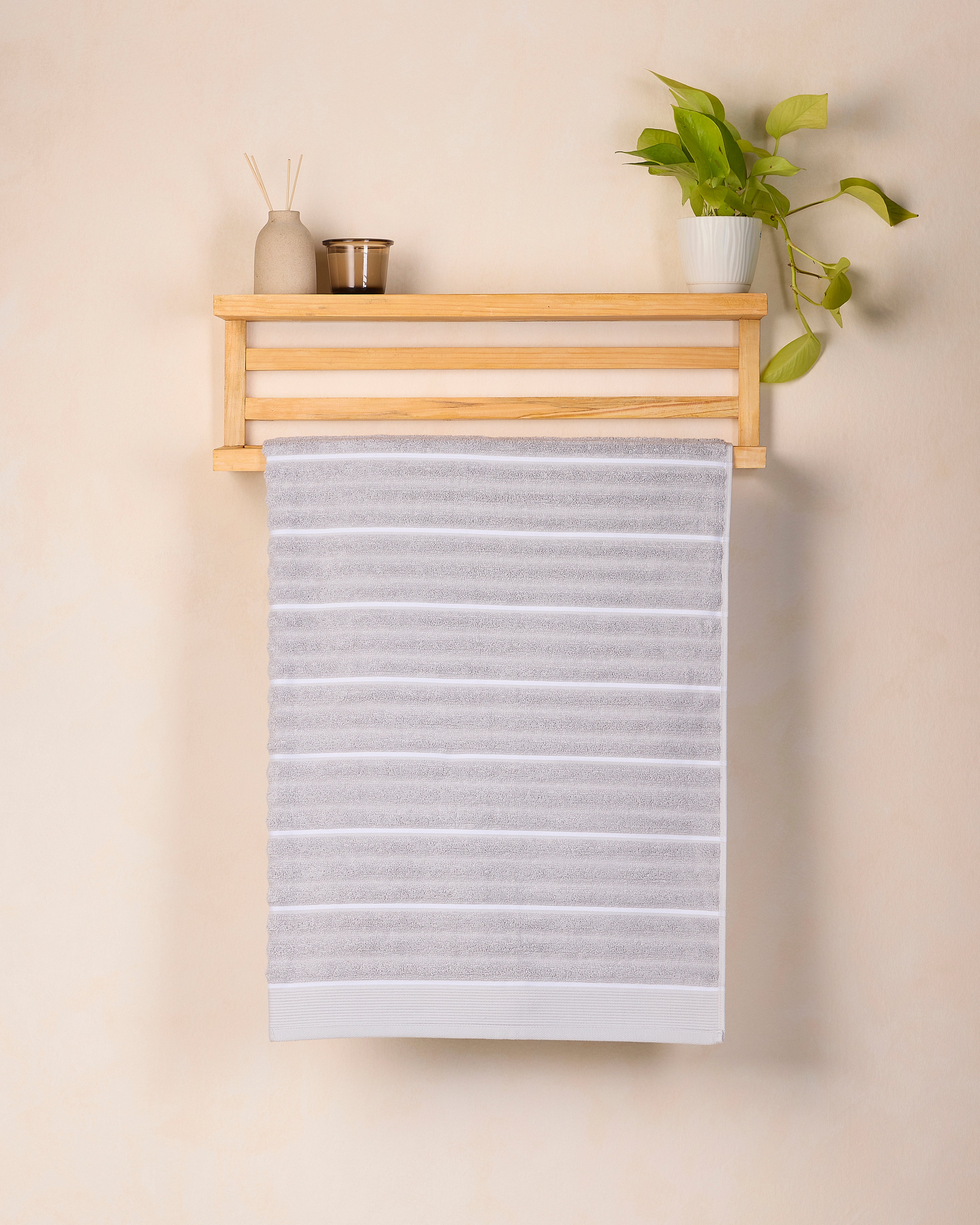 Elite Collection, Plush Quickdry | Bath Towel | 550 GSM - Light Grey by Himeya