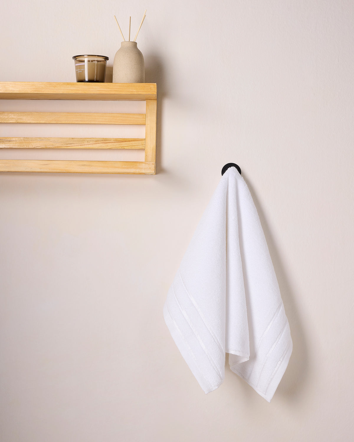 Gold Collection | Face Towel | 650 GSM | White