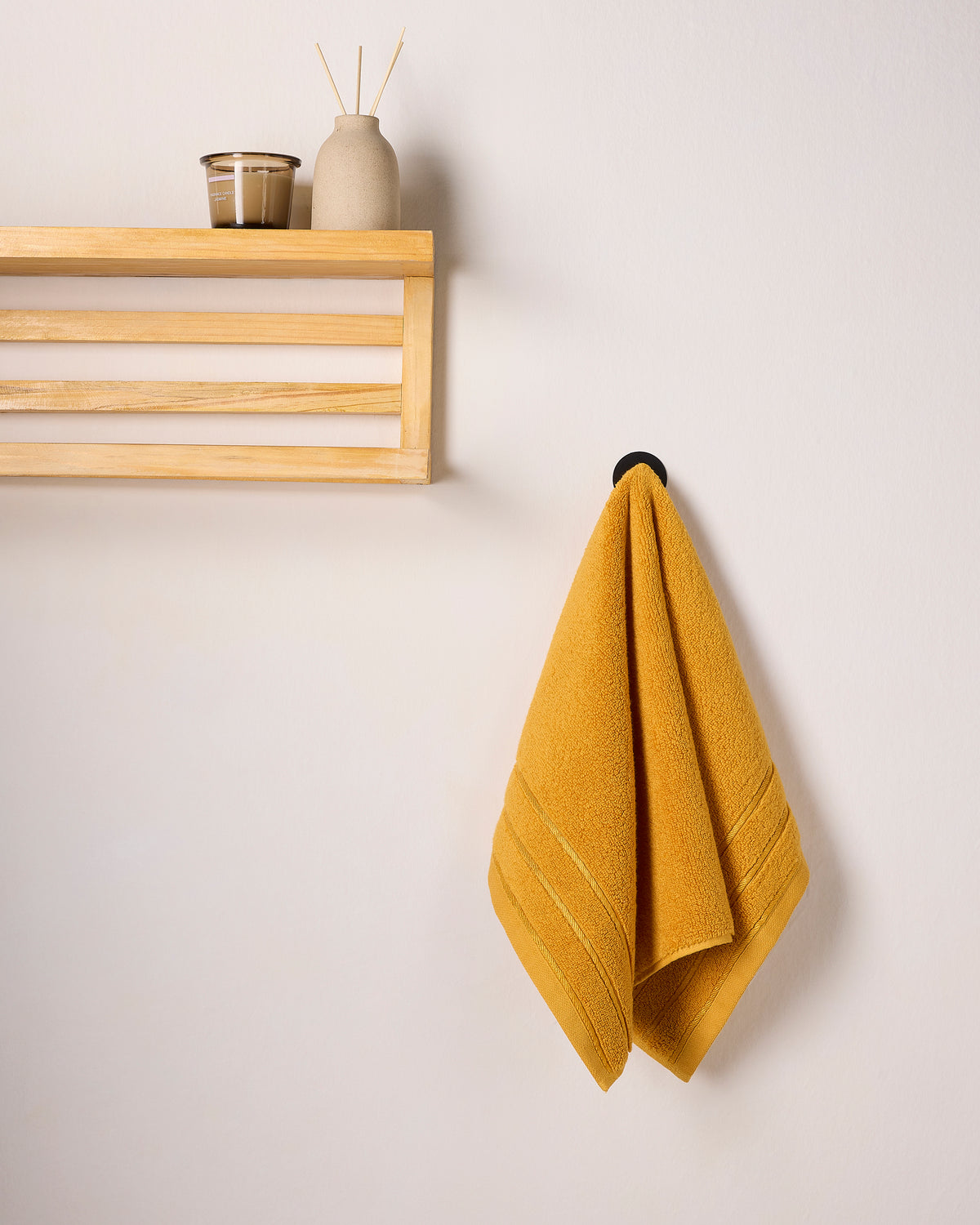 Gold Collection | Face Towel | 650 GSM | Yellow