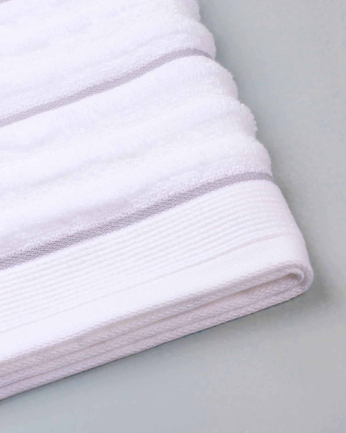Elite Collection | Bath Towel | 550 GSM | Star White by Himeya