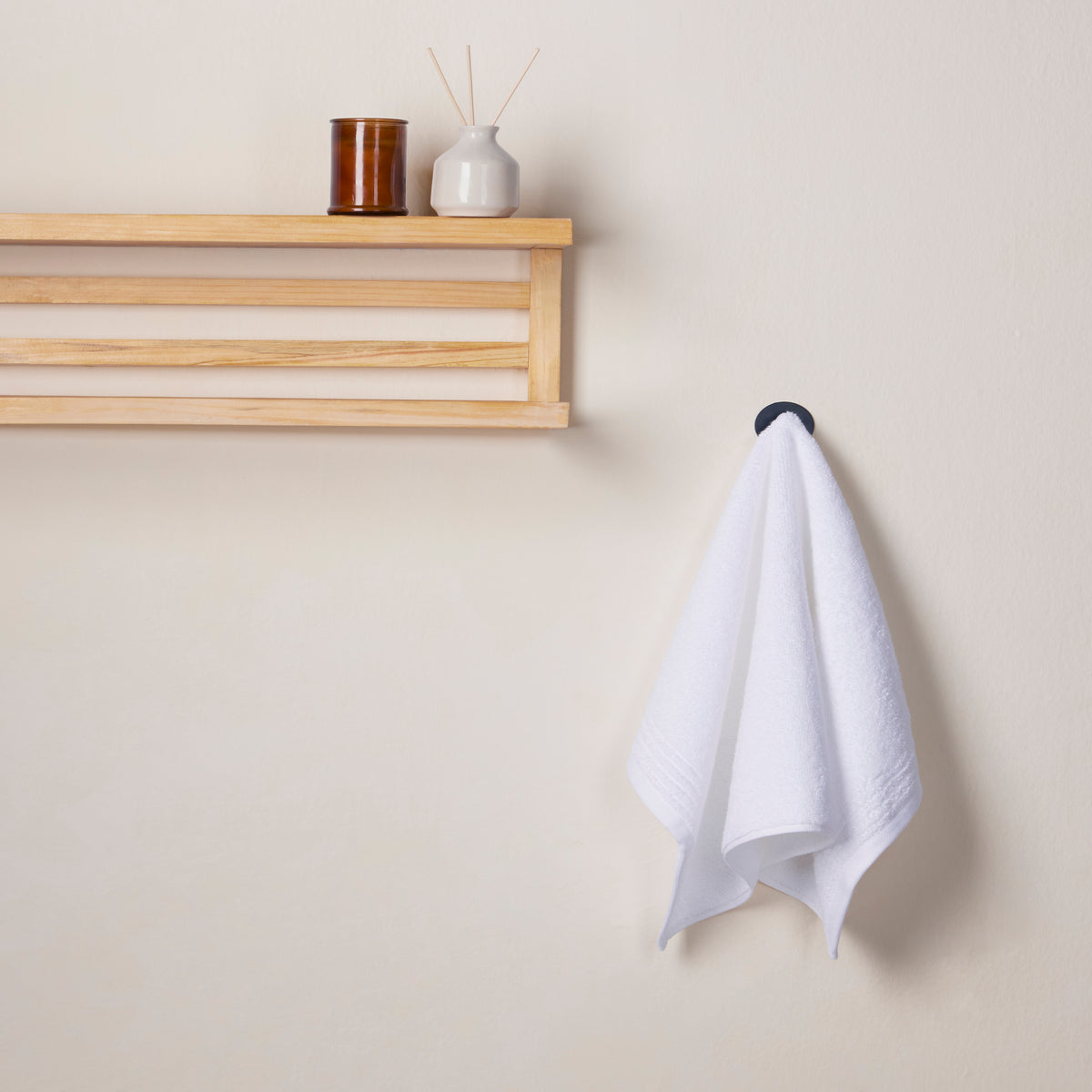 Gold Collection | Hand Towel | 600 GSM | White