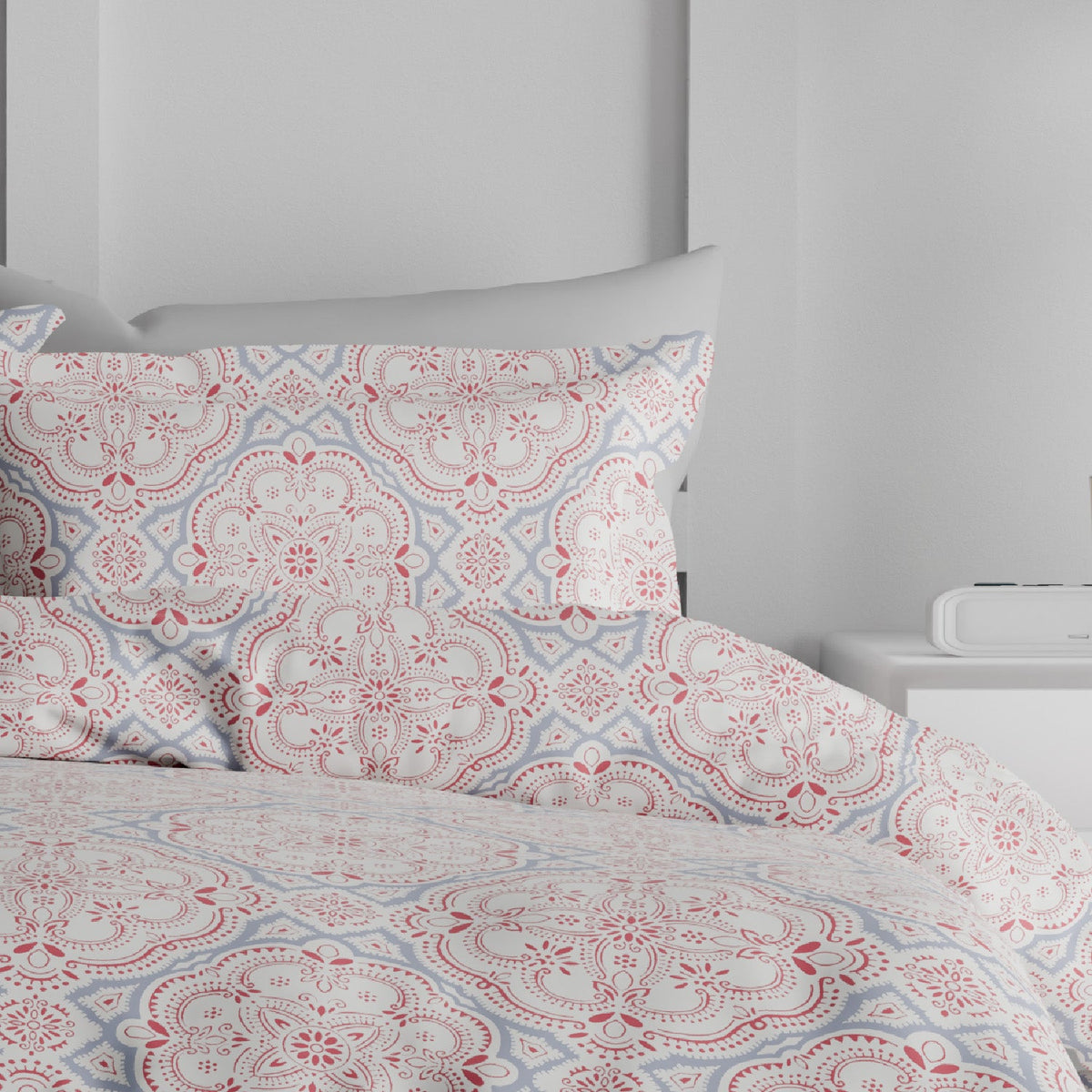The Comfort Collection | Printed King Bedsheet Set | 144 TC Cotton | Fuchsia Pink